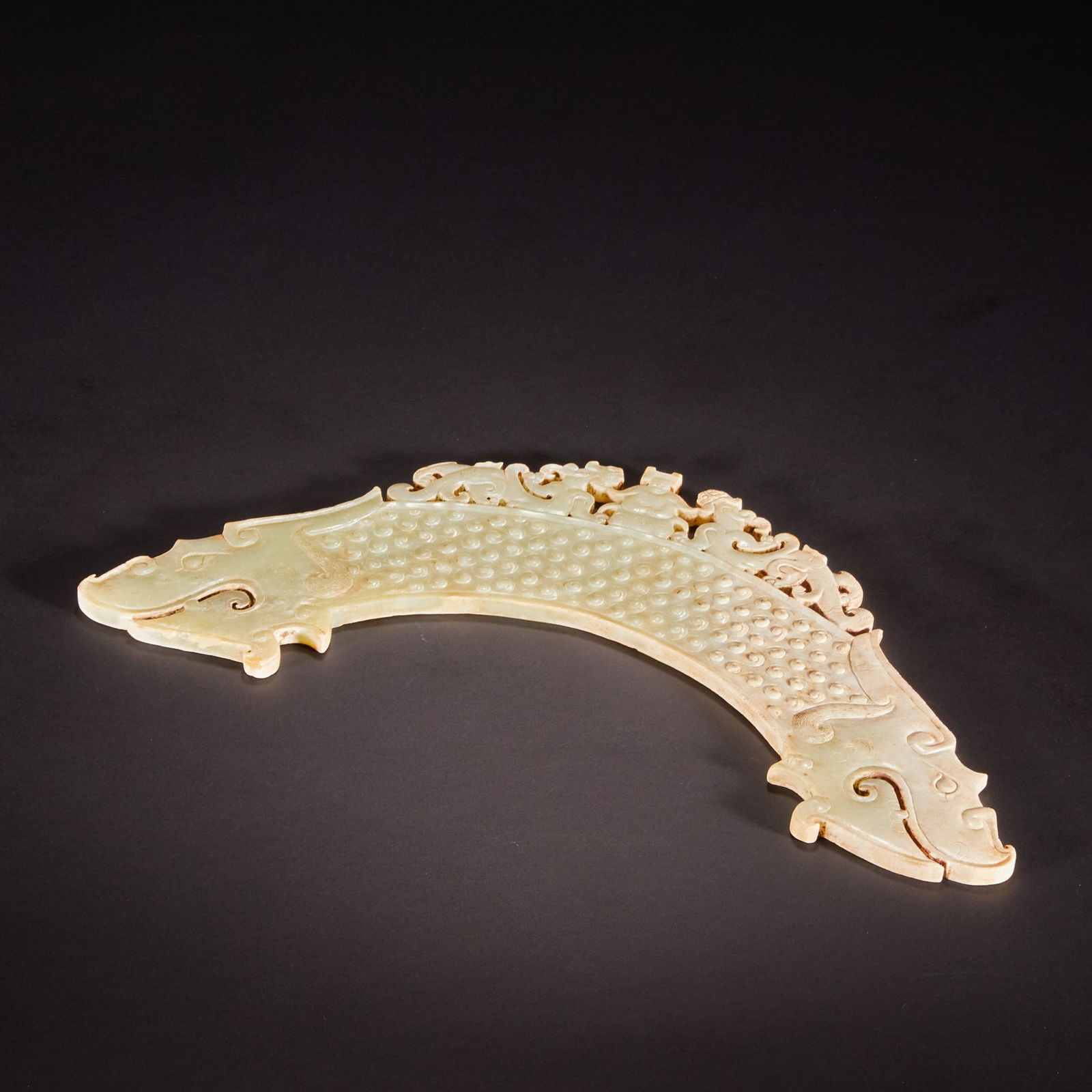 Hetian jade beast-patterned pendants from before the Ming Dynasty: 21Hetian jade beast-patterned pendants from before the Ming Dynasty