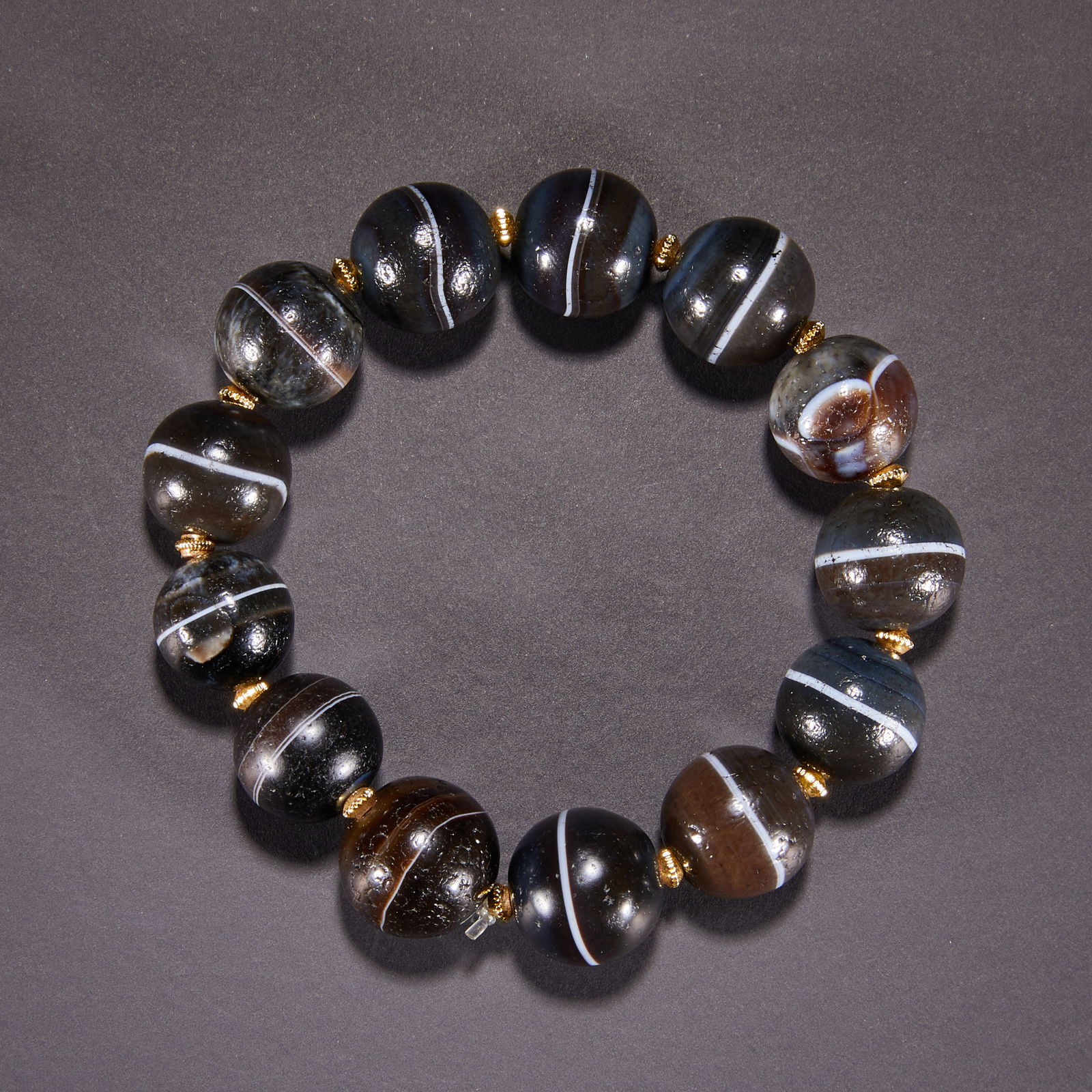 Qing Dynasty Agate Medicine Buddha Thread Bead (1 of 6)