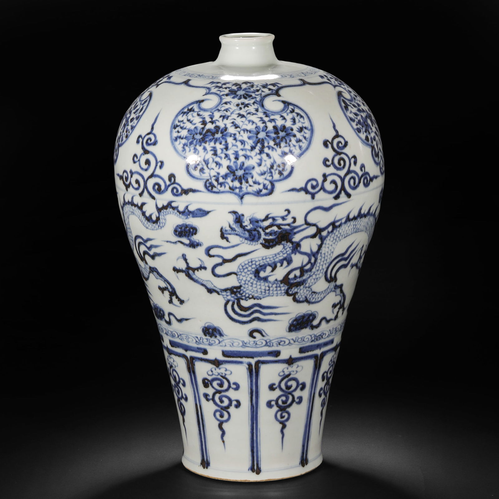 Ming Dynasty Blue and White Plum Vase with Dragon Design (1 of 15)