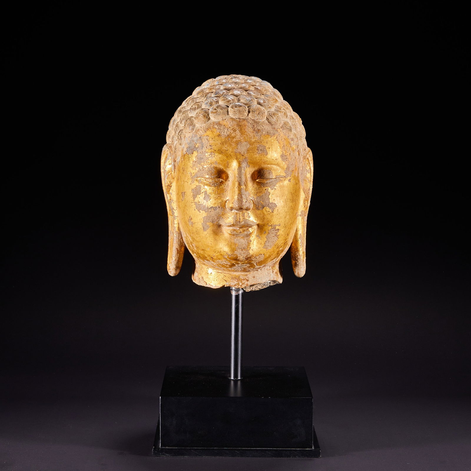 Stone Buddha heads made before the Ming Dynasty (1 of 11)