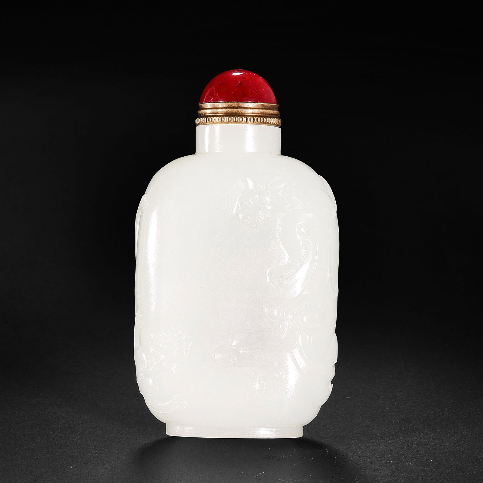 Qing Dynasty Hetian Jade Snuff Bottle with Animal Design: 214Qing Dynasty Hetian Jade Snuff Bottle with Animal Design