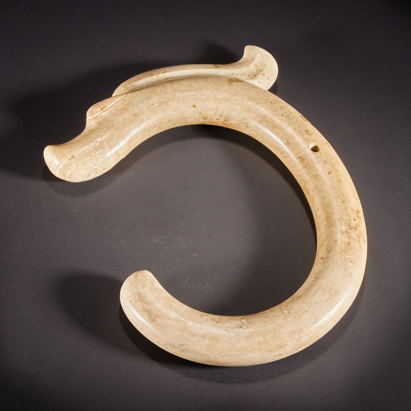 Chicken-bone white C-shaped dragon of Hongshan culture before the Ming Dynasty (1 of 9)