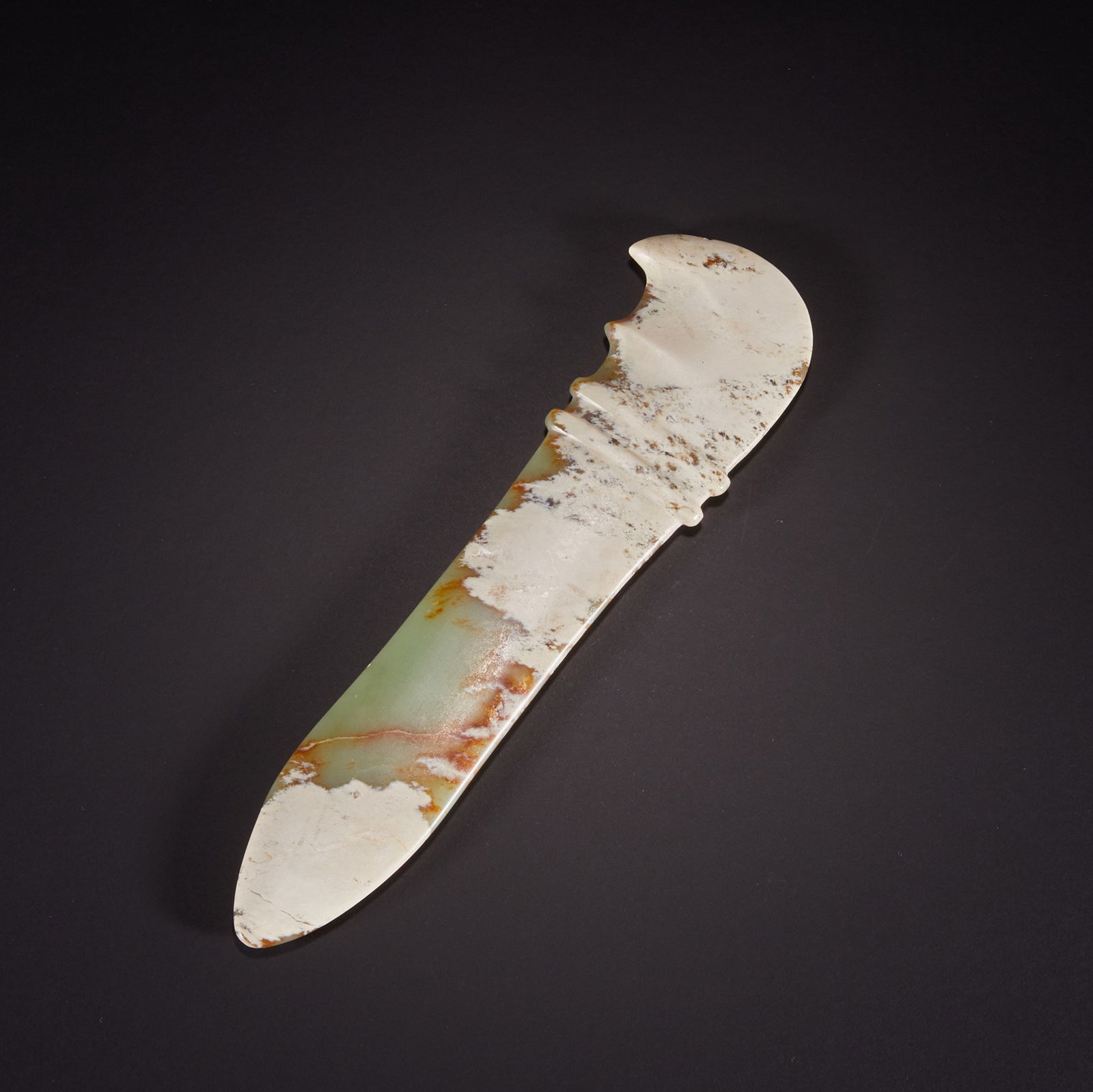 Jade knives from the Hongshan Culture before the Ming Dynasty (1 of 6)