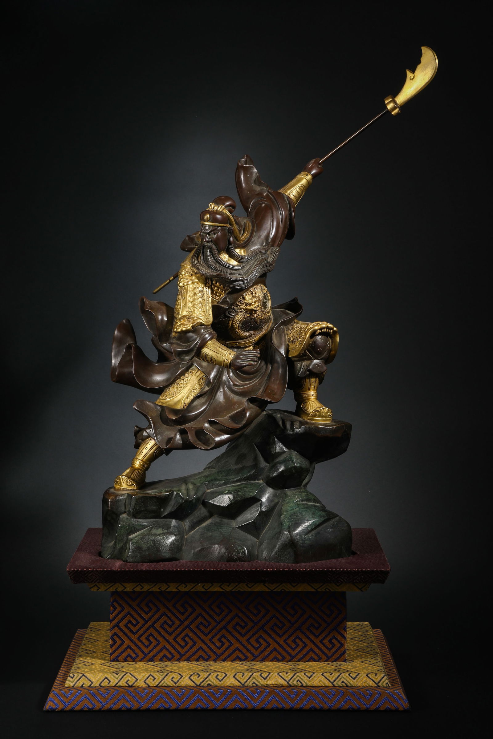 Gilt Bronze Guan Gong Statue from the Qing Dynasty (1 of 13)