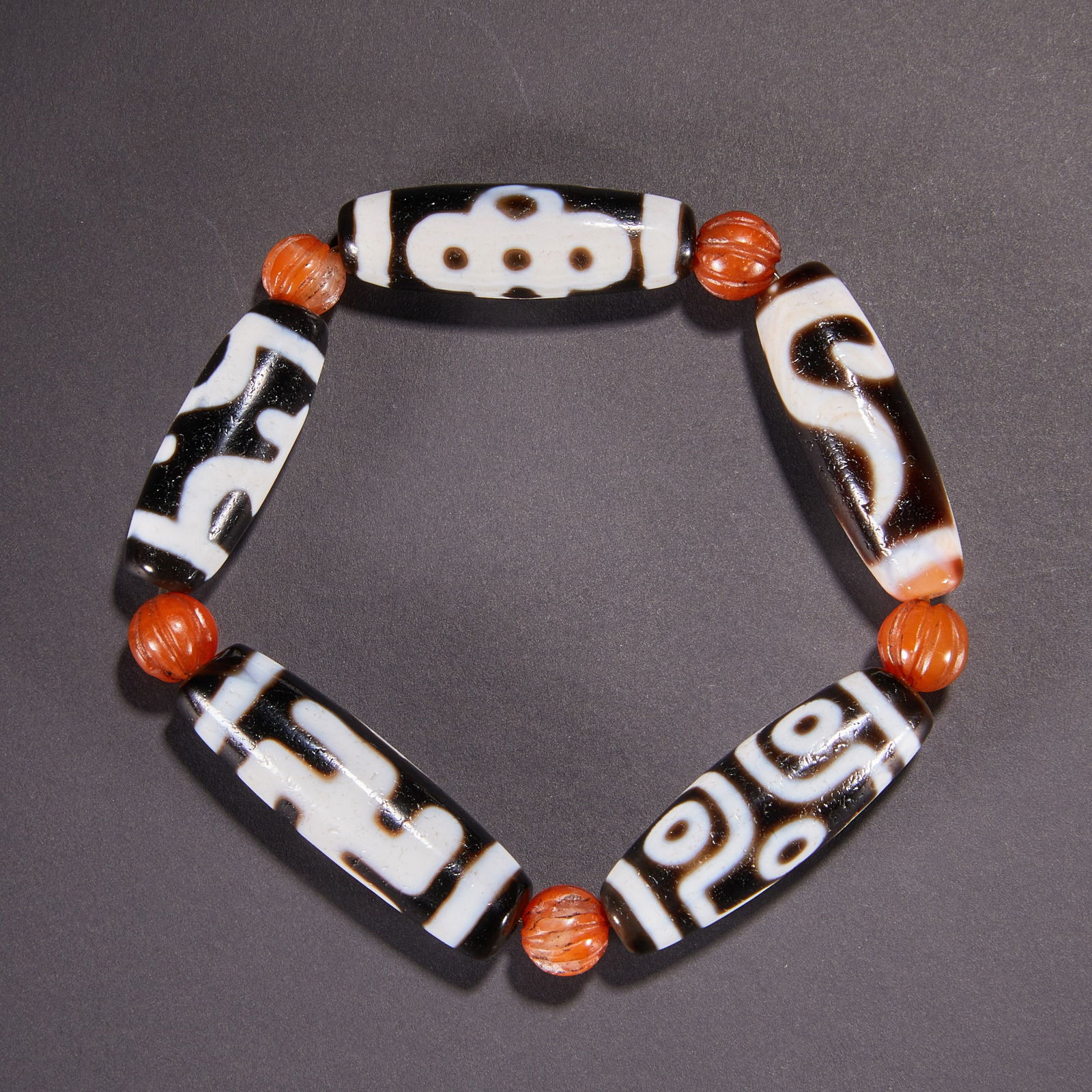 Dzi bead bracelets from before the Ming Dynasty (1 of 6)