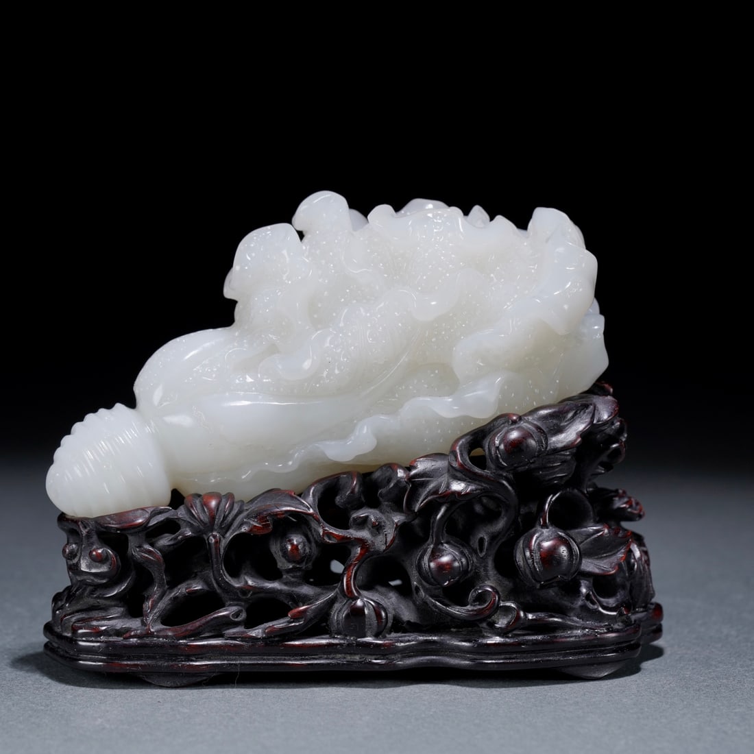 Qing Dynasty Hetian Jade Hundred Treasures Ornament (1 of 9)