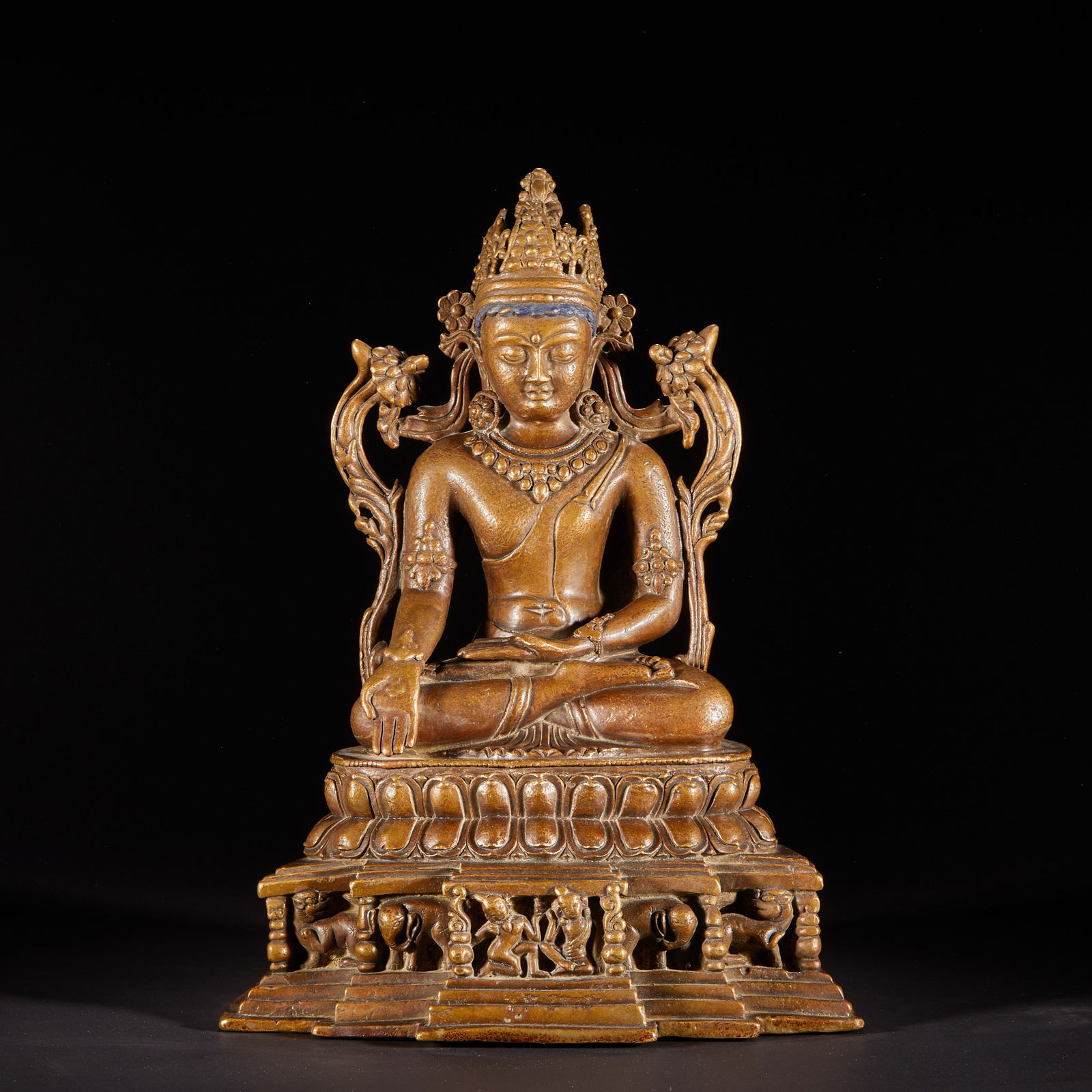 Bronze Buddhist statues from the Qing Dynasty (1 of 11)