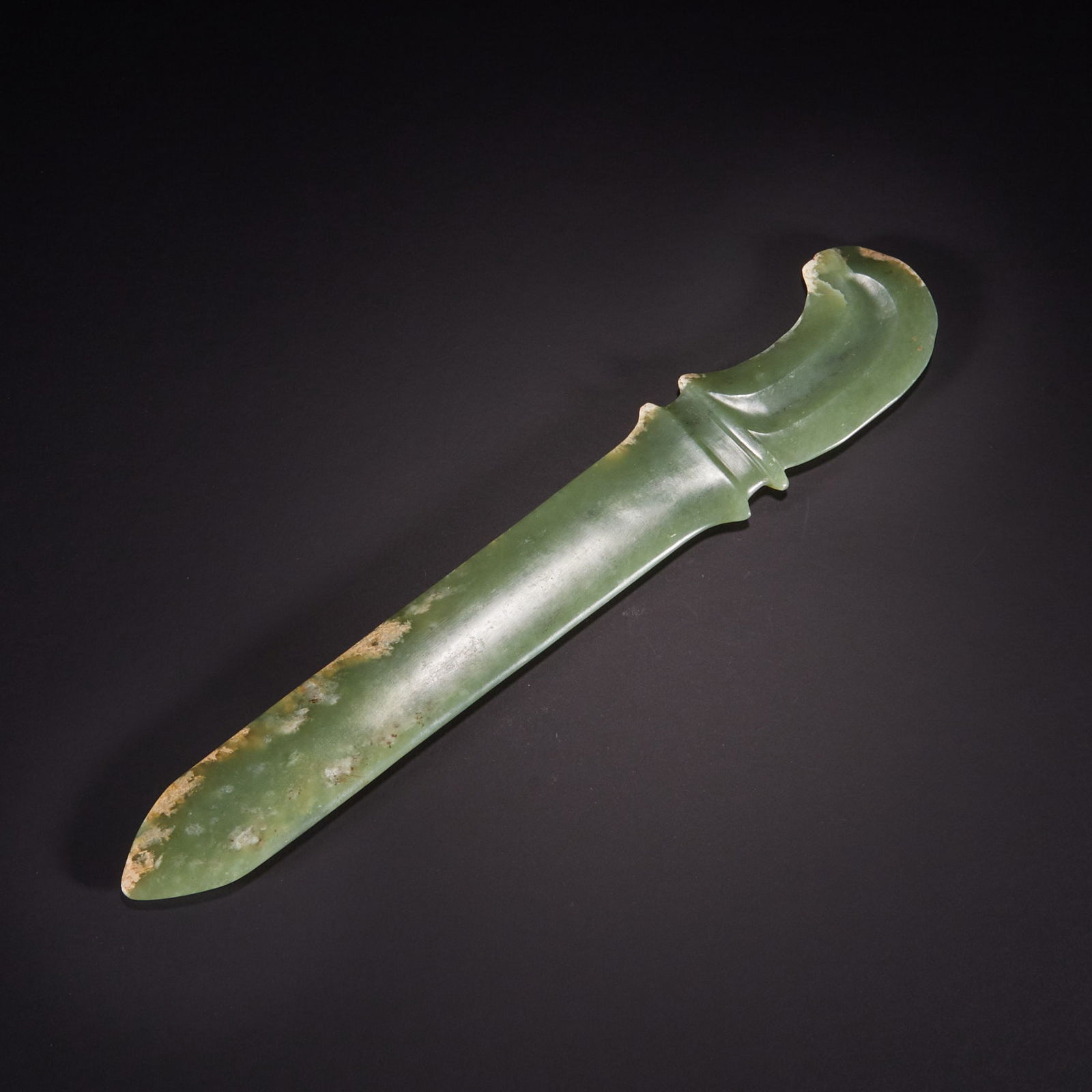 Jade knives from the Hongshan Culture before the Ming Dynasty (1 of 6)