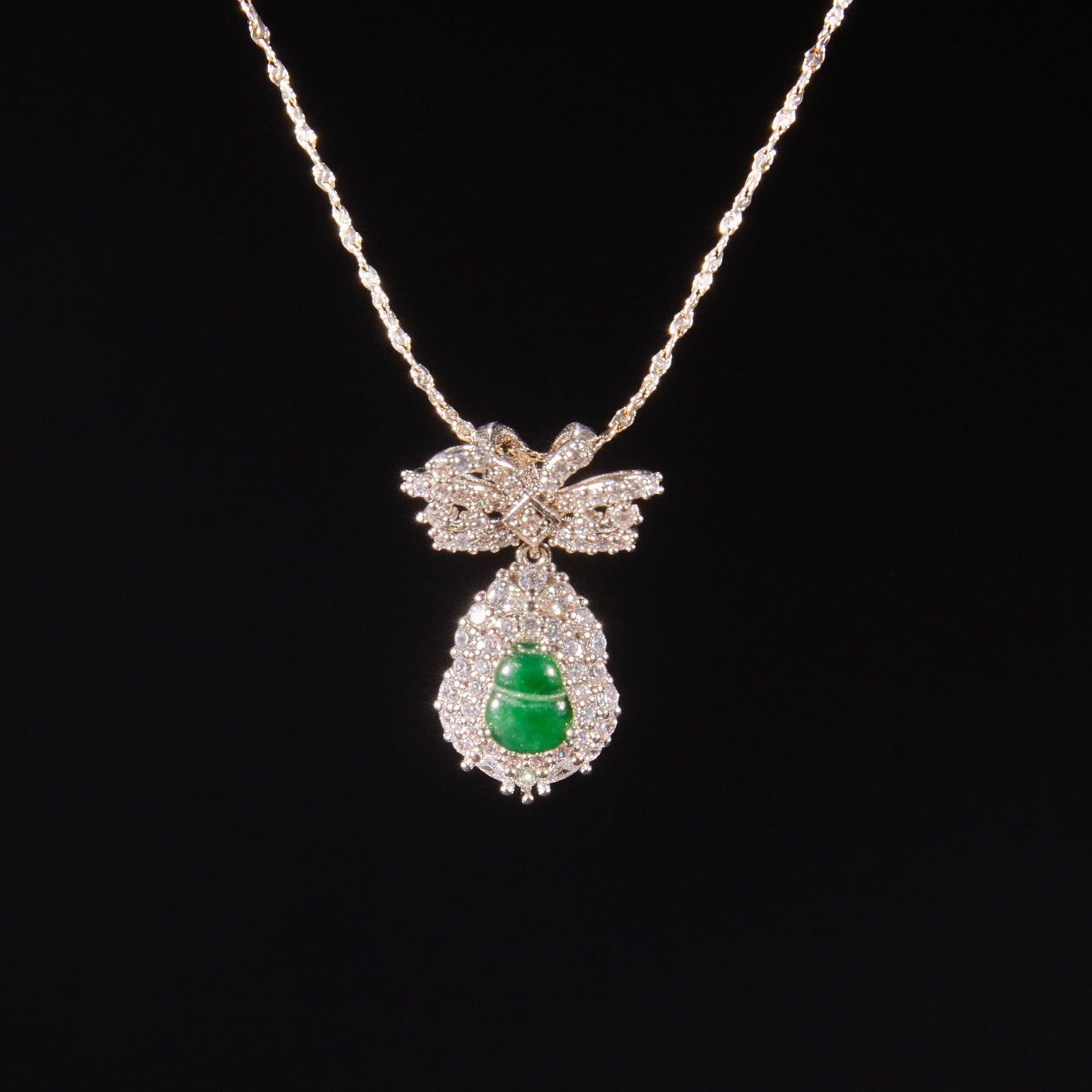 Qing Dynasty Jadeite Necklace (1 of 5)