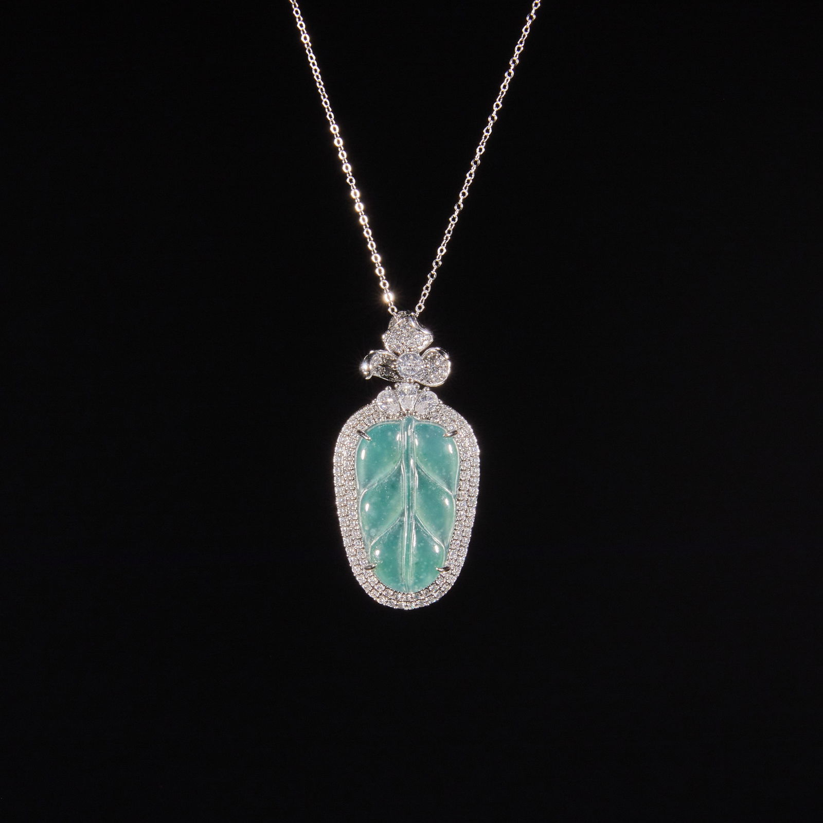 Qing Dynasty Jadeite Necklace (1 of 5)