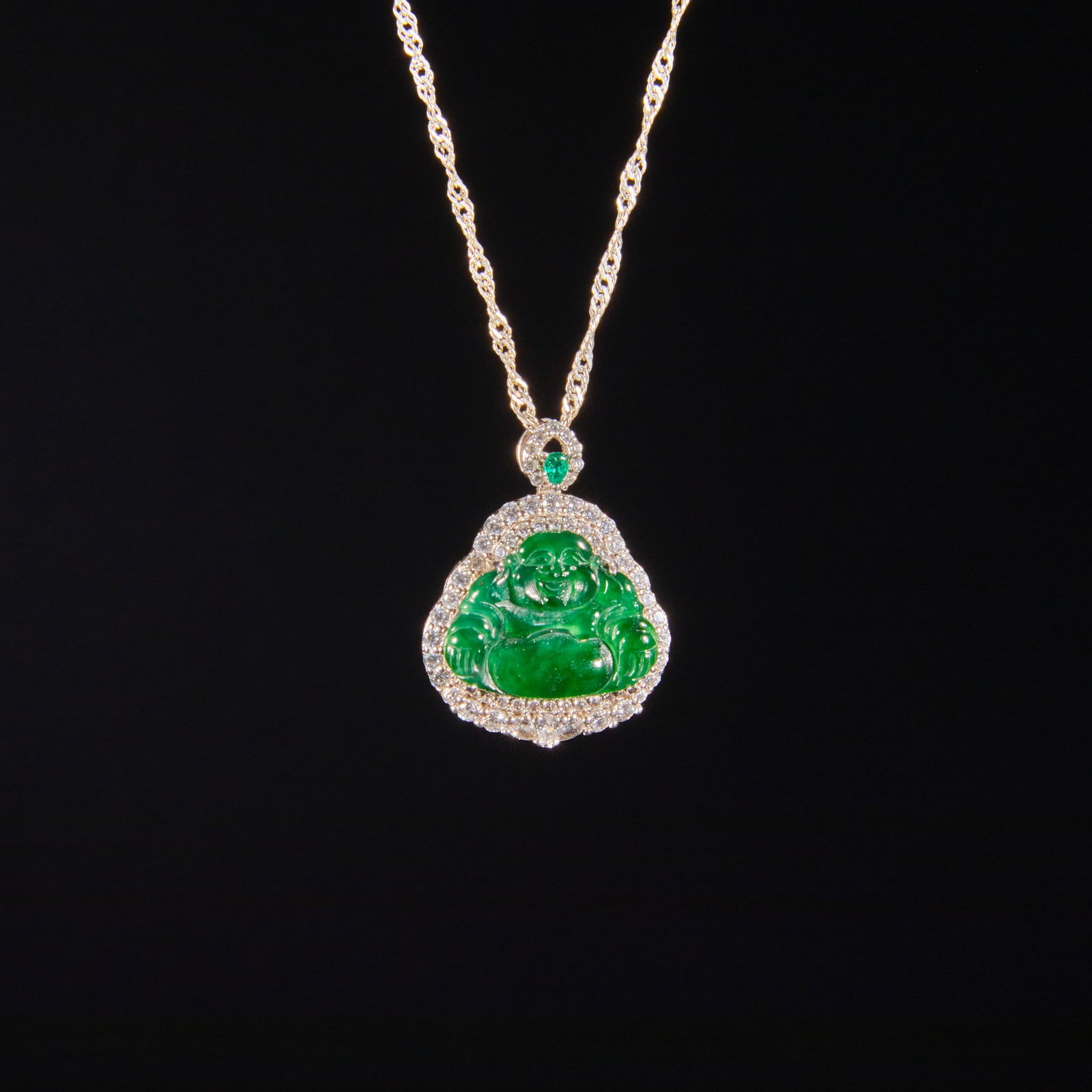 Qing Dynasty Jadeite Necklace (1 of 6)