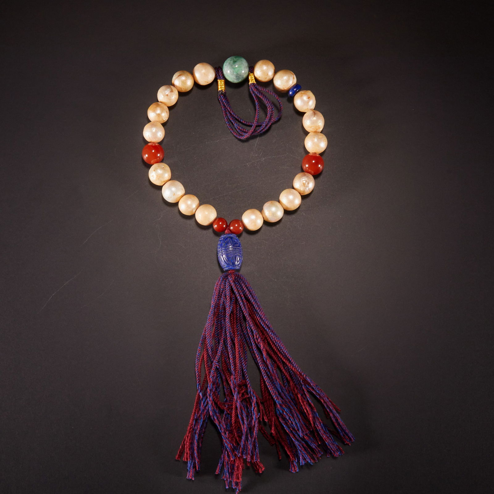 Eighteen pearl hand-held (1 of 11)