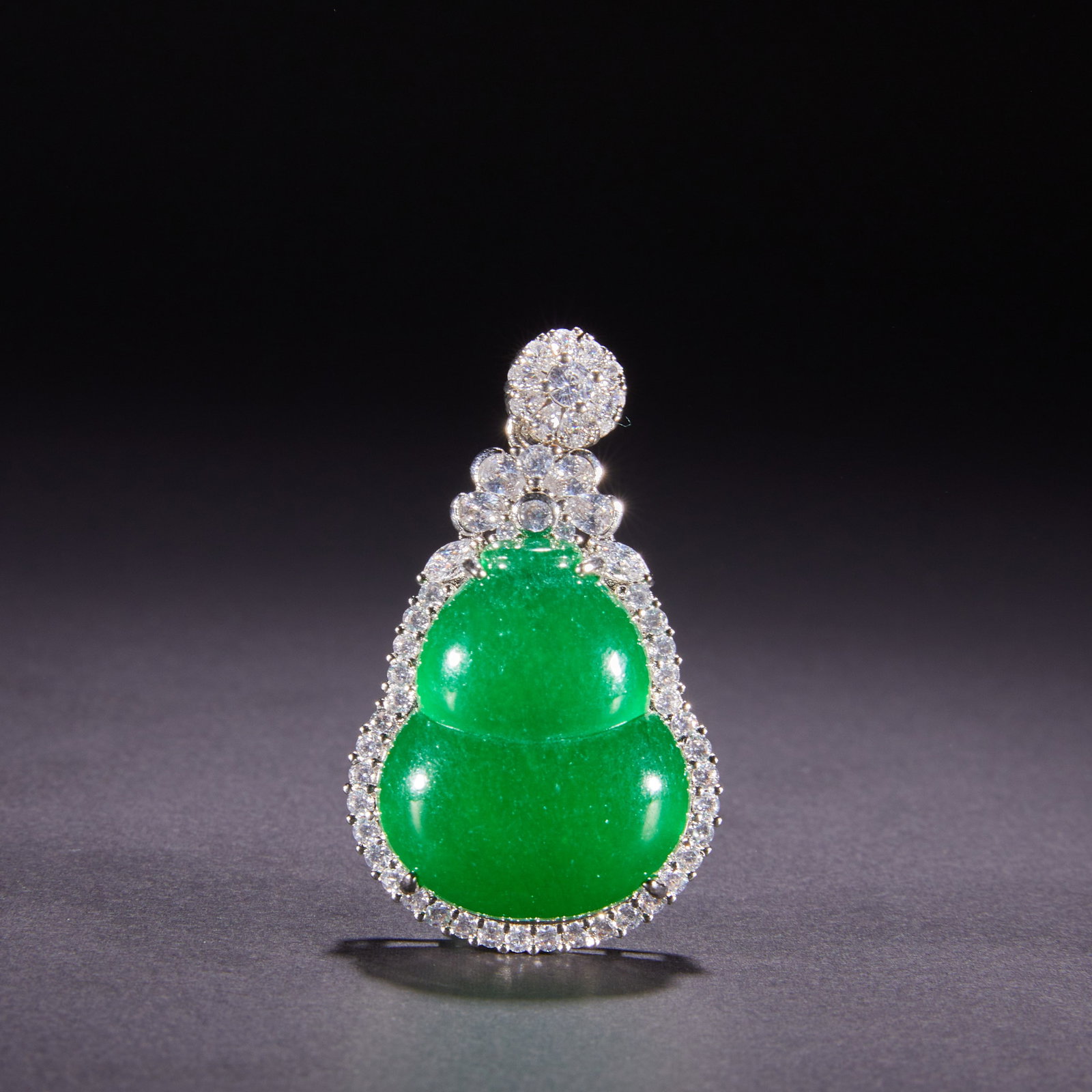 Qing Dynasty Jade Inlaid Pendant (1 of 5)