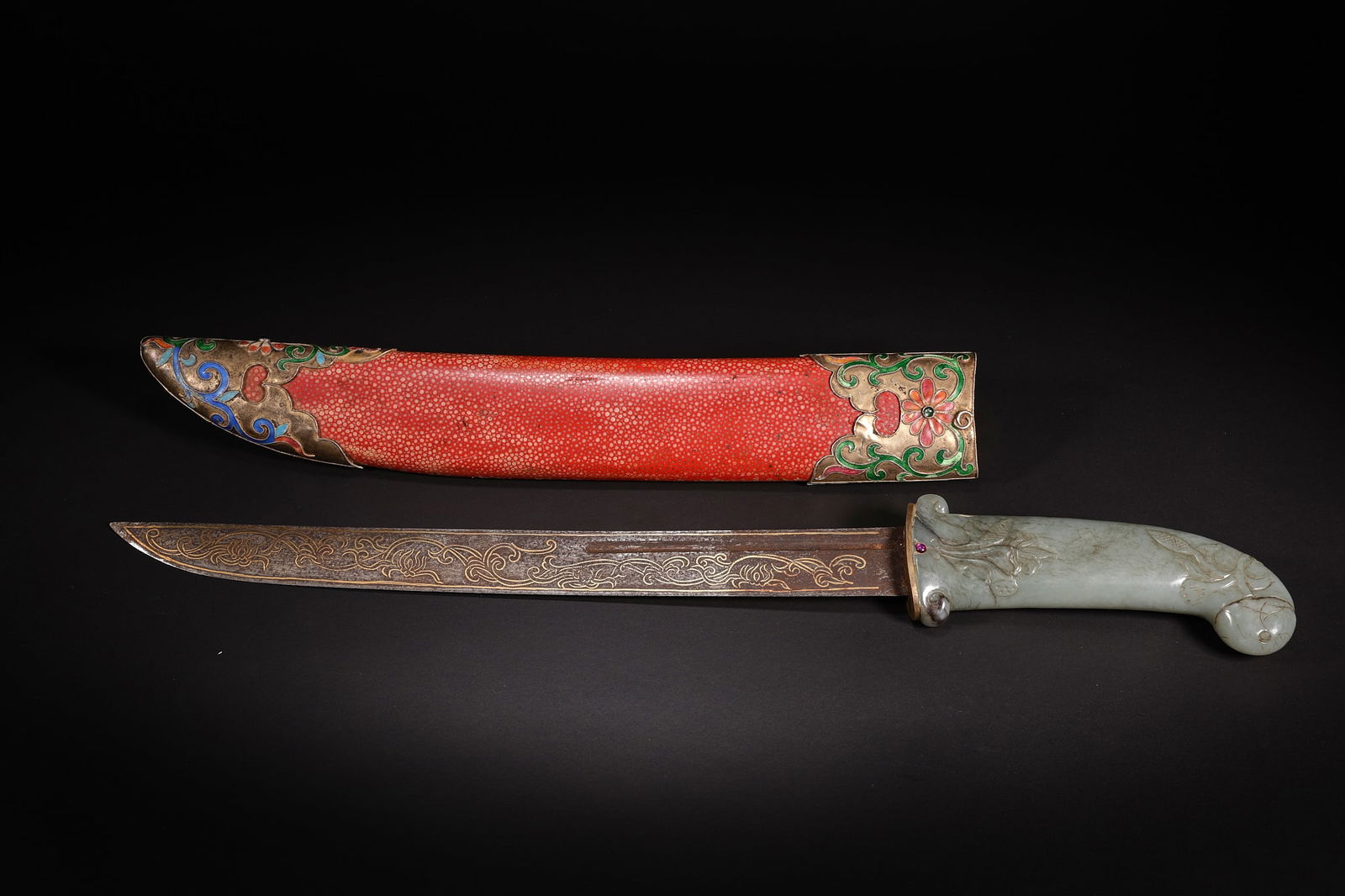 Qing Dynasty Jade Knife with Lotus Pattern and Inlaid Gemstones: 121 Qing Dynasty Jade Knife with Lotus Pattern and Inlaid Gemstones