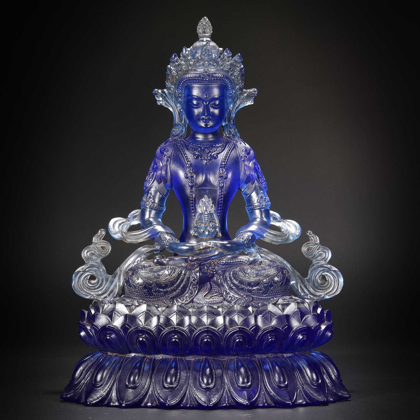 Blue glazed Guanyin statues before the Ming Dynasty (1 of 13)