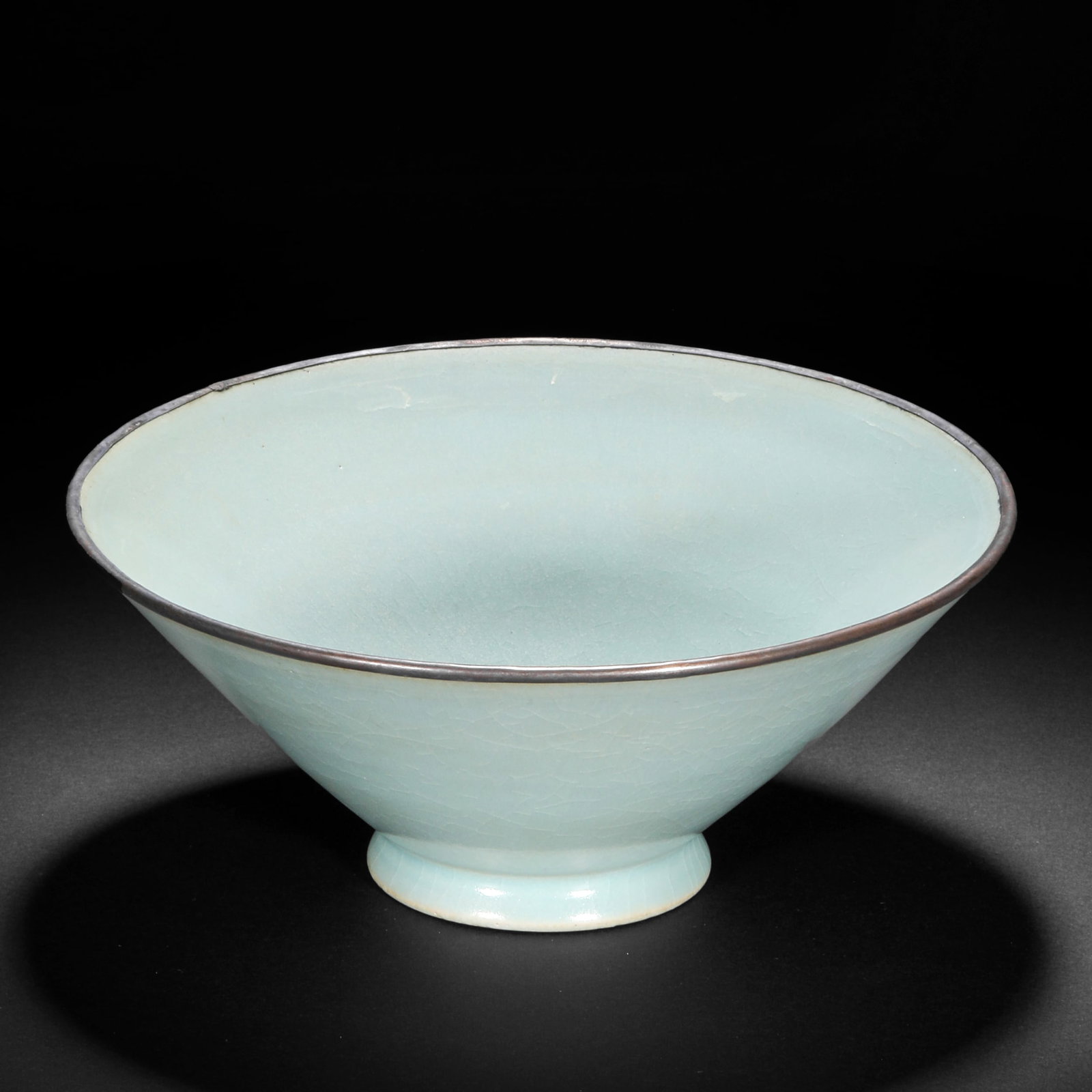 A pre-Ming Dynasty Ru kiln bowl with a bamboo hat (1 of 11)