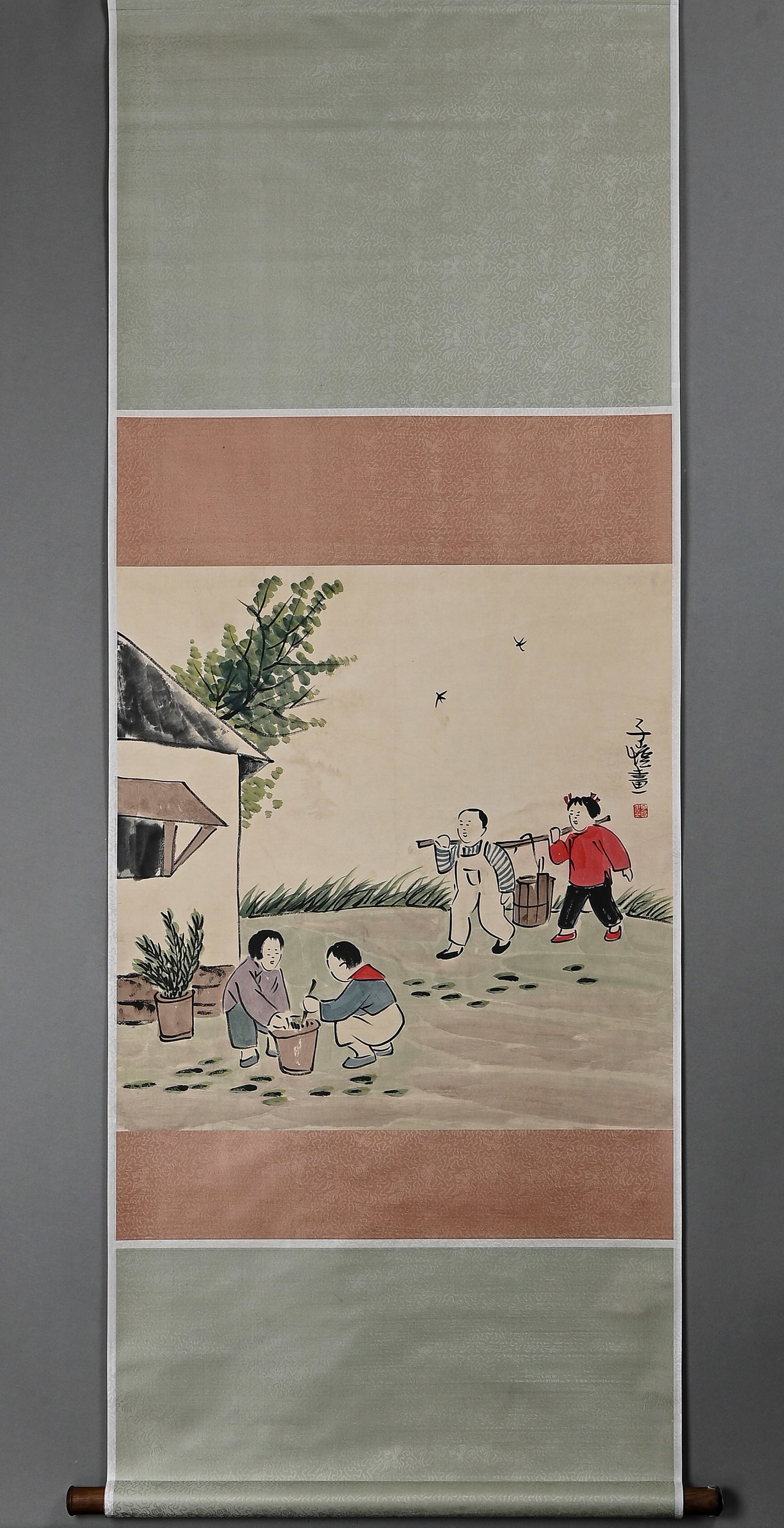 Feng Zikai's "Glory of Labor" painting book Standing Scroll (1 of 10)