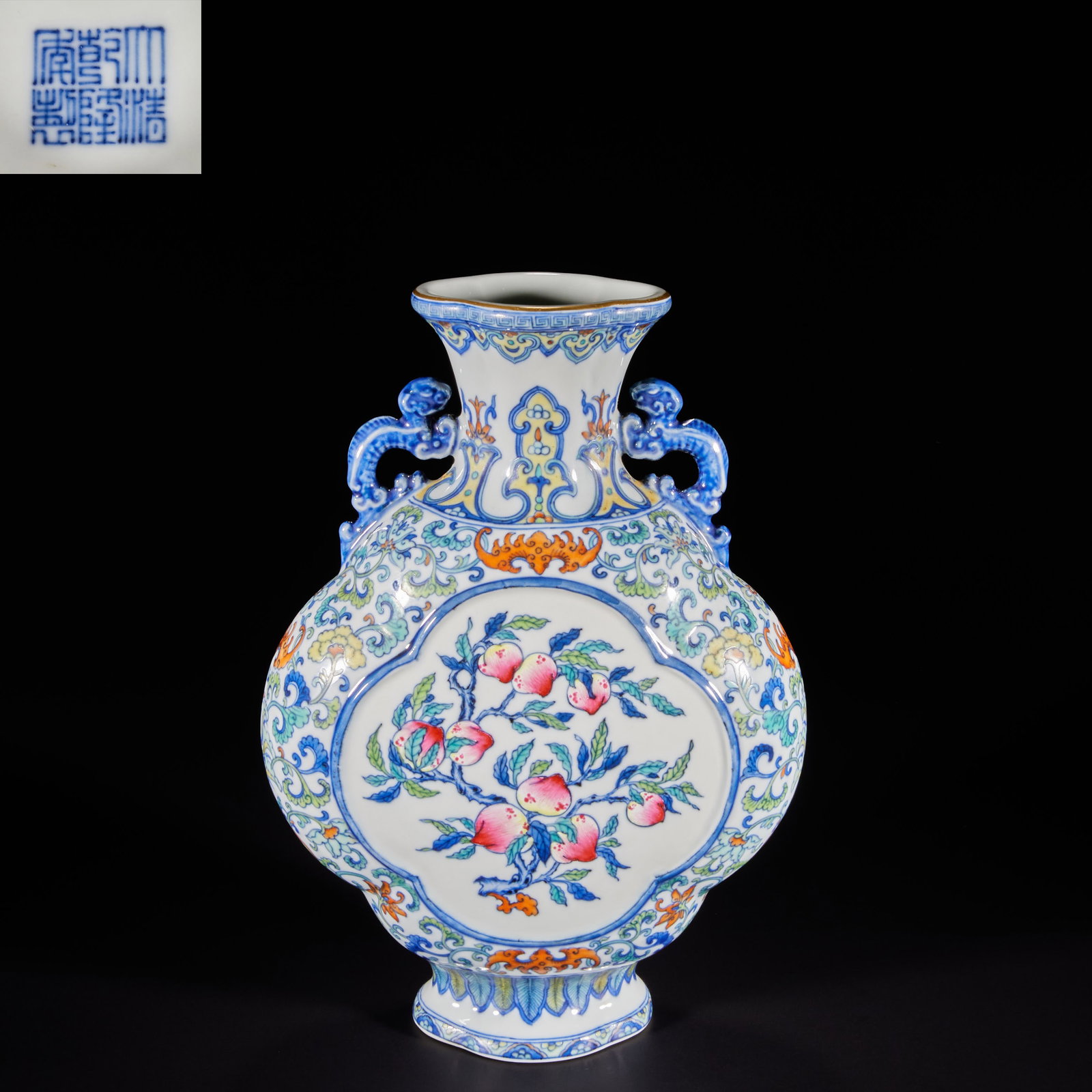 Qing Dynasty, Bucai Flower Pattern Fushou Binaural Bottle (1 of 8)