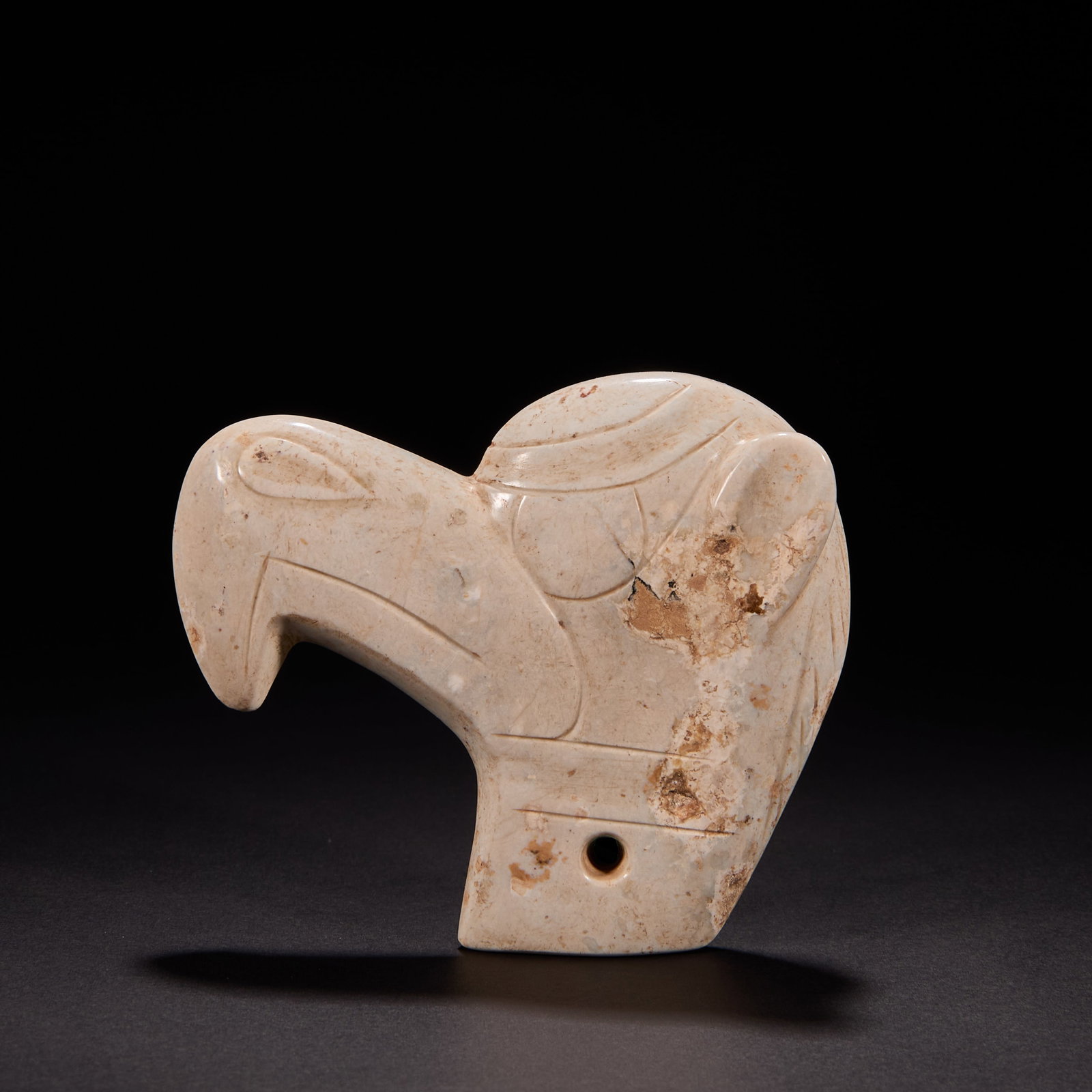 Before the Ming Dynasty Hongshan culture chicken bone white bird head: H7.5 cm W 8cm Weight137 g