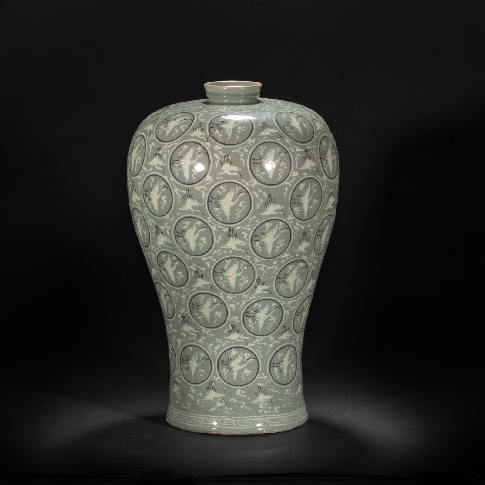 Before the Ming Dynasty, the Koryo porcelain crane pattern plum bottle (1 of 12)