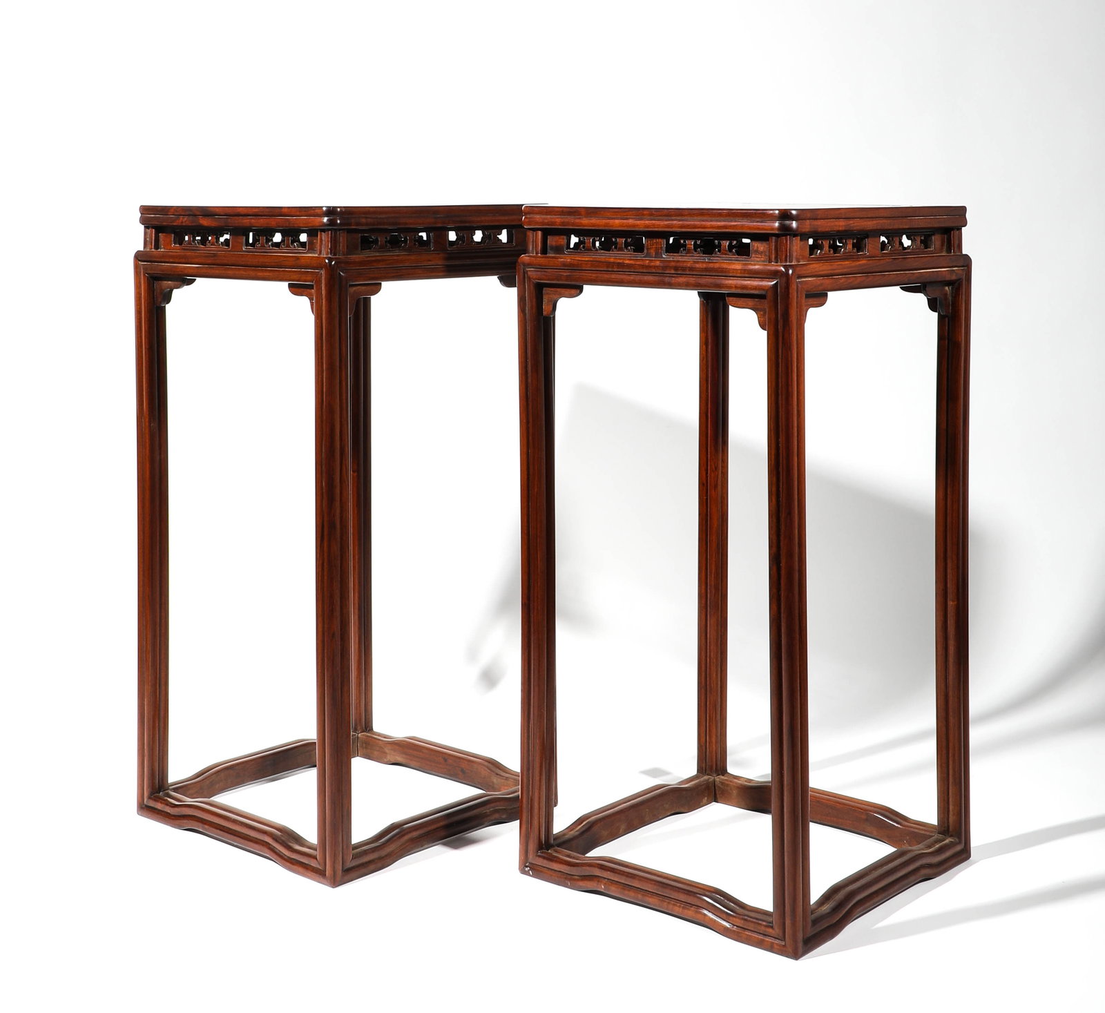 In the Qing Dynasty, Huang Hua Li Mu Sifang Xiang Couple: H:87cm,W:43cm,L:43cm