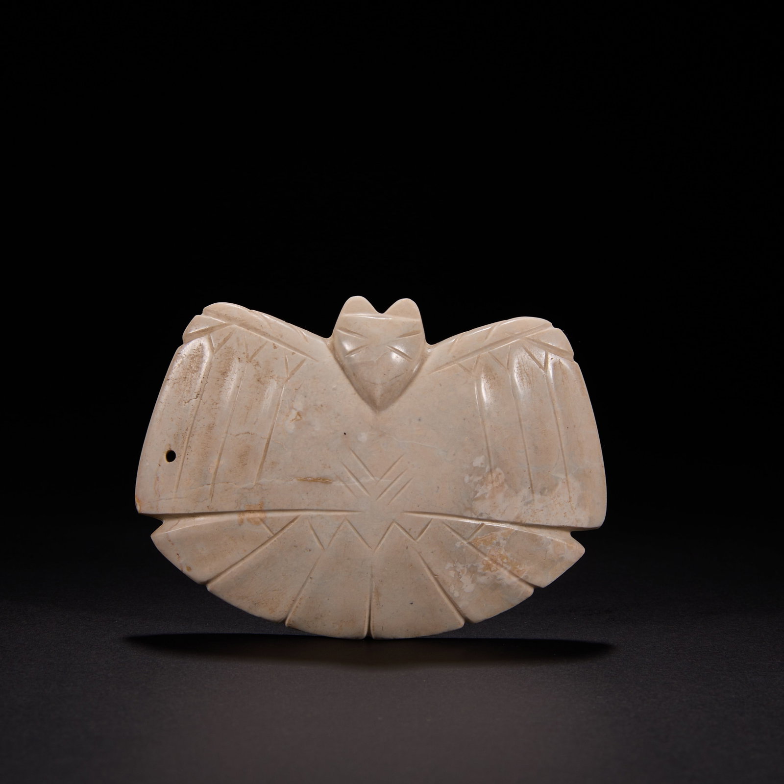 Before the Ming Dynasty Hongshan culture chicken bone white jade bird: H6 cm W8.5 cm Weight88 g