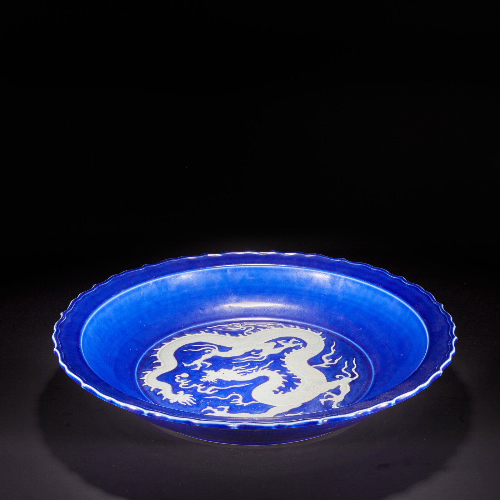 Yuan Dynasty, blue glazed dragon pattern plate: H:7.8cm W:45cm