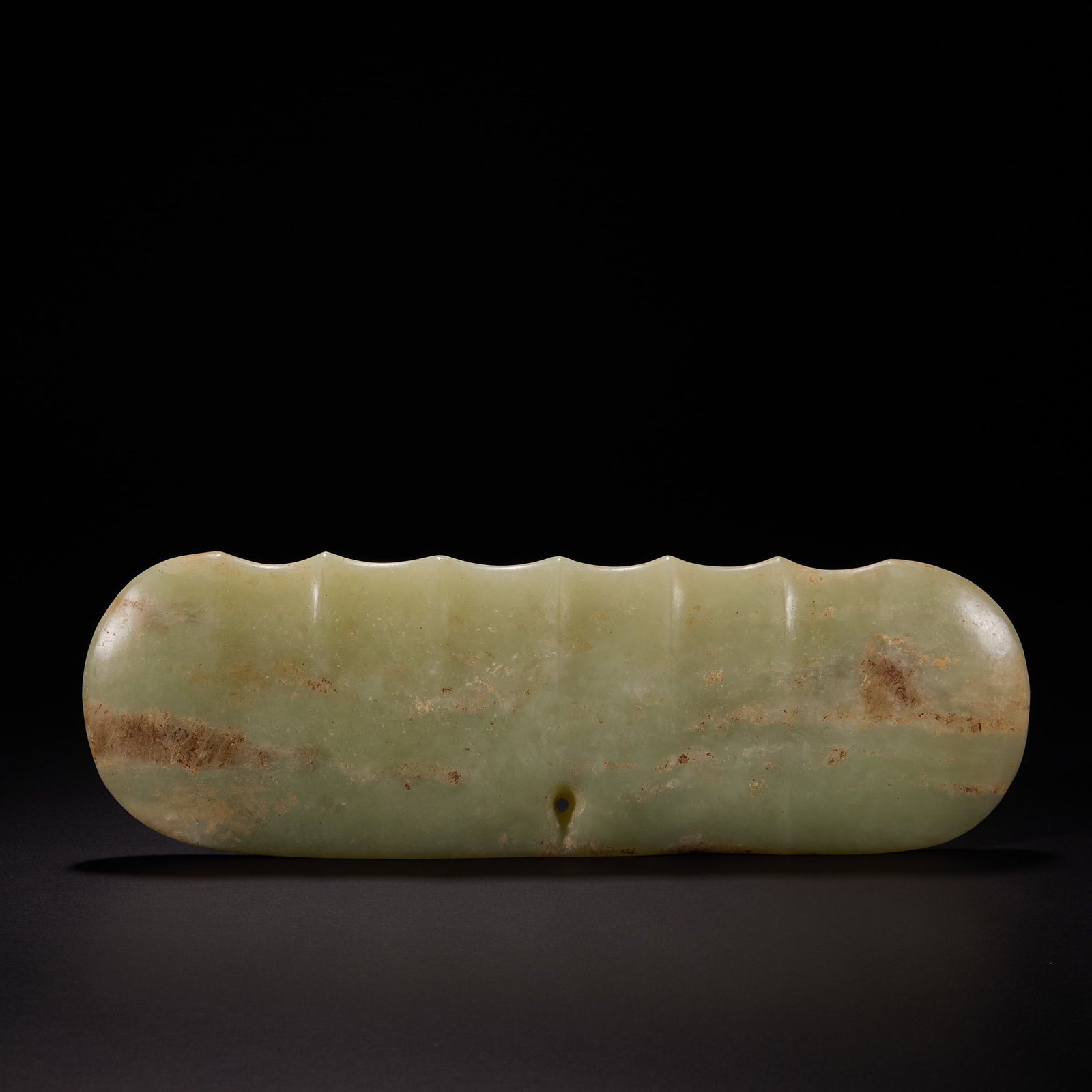 Before the Ming Dynasty, Hongshan Culture Jade Hand Pei: H2.2 cm W17 cm Weight413 g