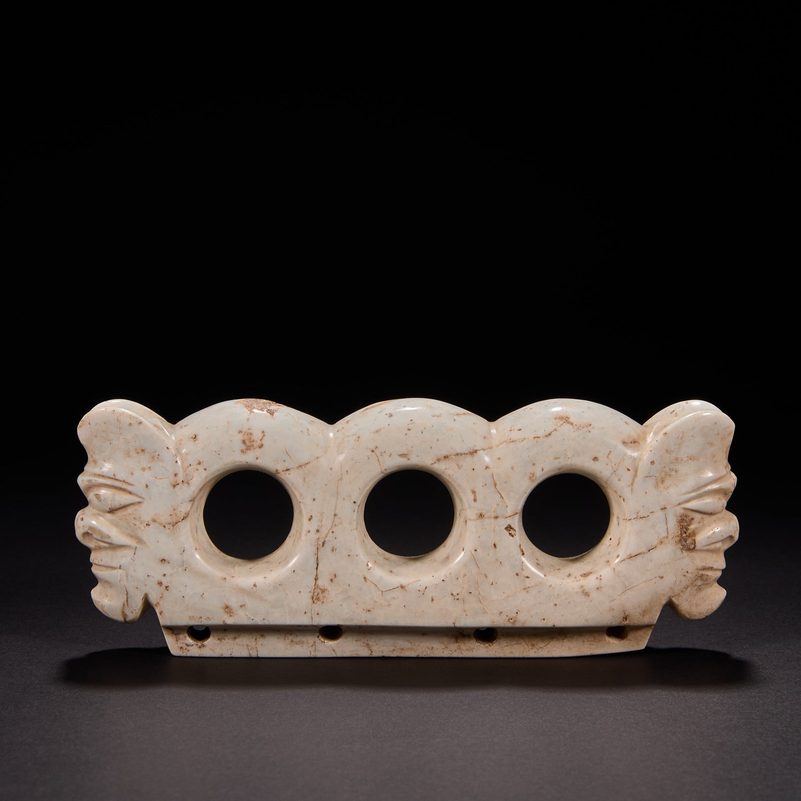 Before the Ming Dynasty Hongshan culture chicken bone white dragon head grip: H5 cm W12 cm Weight165 g