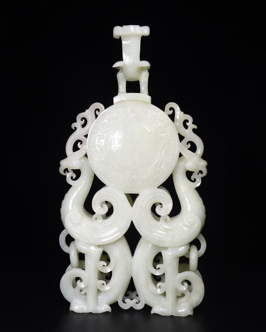 Hetian Jade Ssangyong Drum in Qing Dynasty (1 of 9)