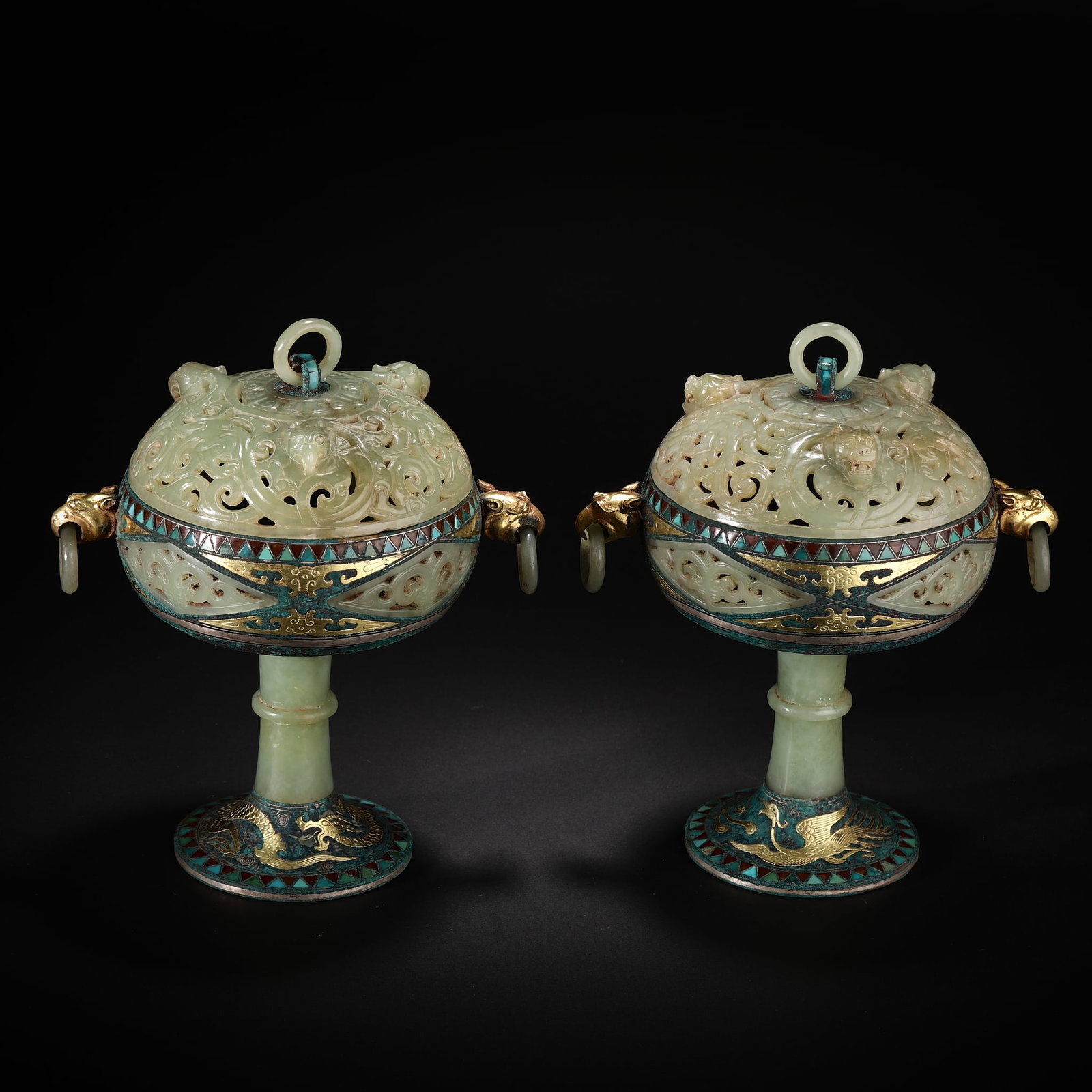 Before the Ming Dynasty, gold and silver were inlaid with Hetian jade high-foot aromatherapy: H17cm W15cm Weight1006g