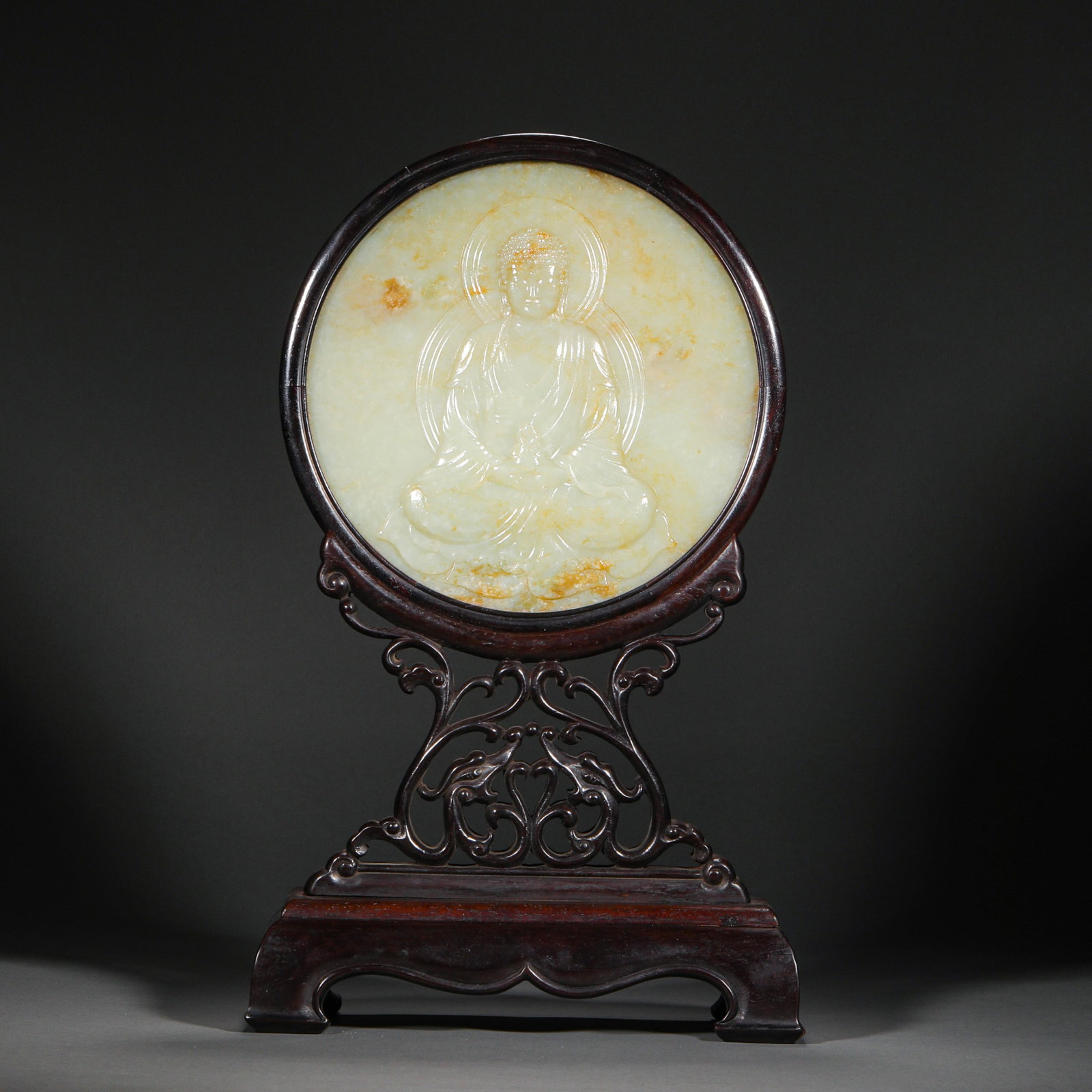 Before the Ming Dynasty, Hotan Jade Buddha was inserted into the screen. (1 of 14)