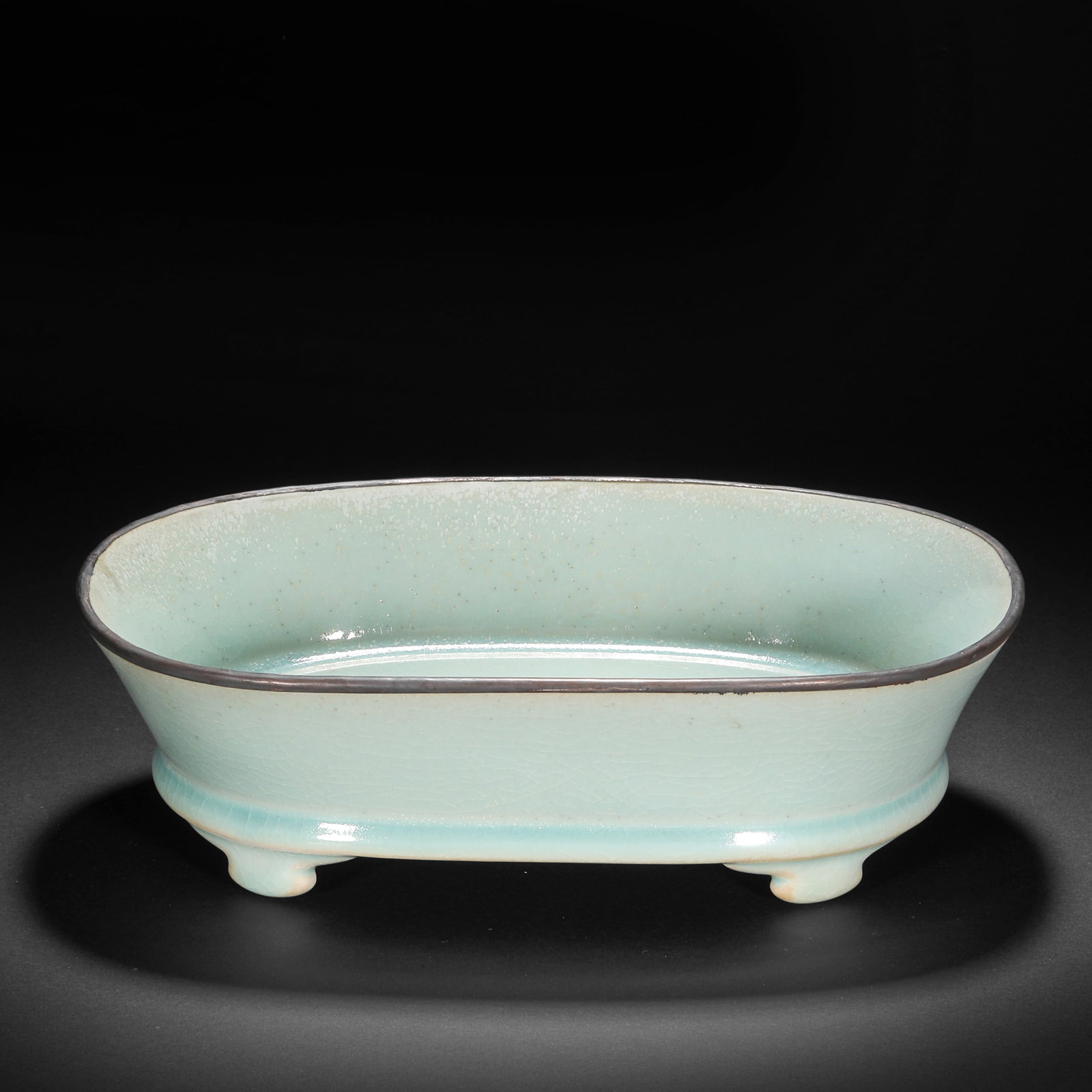 Before the Ming Dynasty Ru kiln pen wash: H7cm W23.5cm