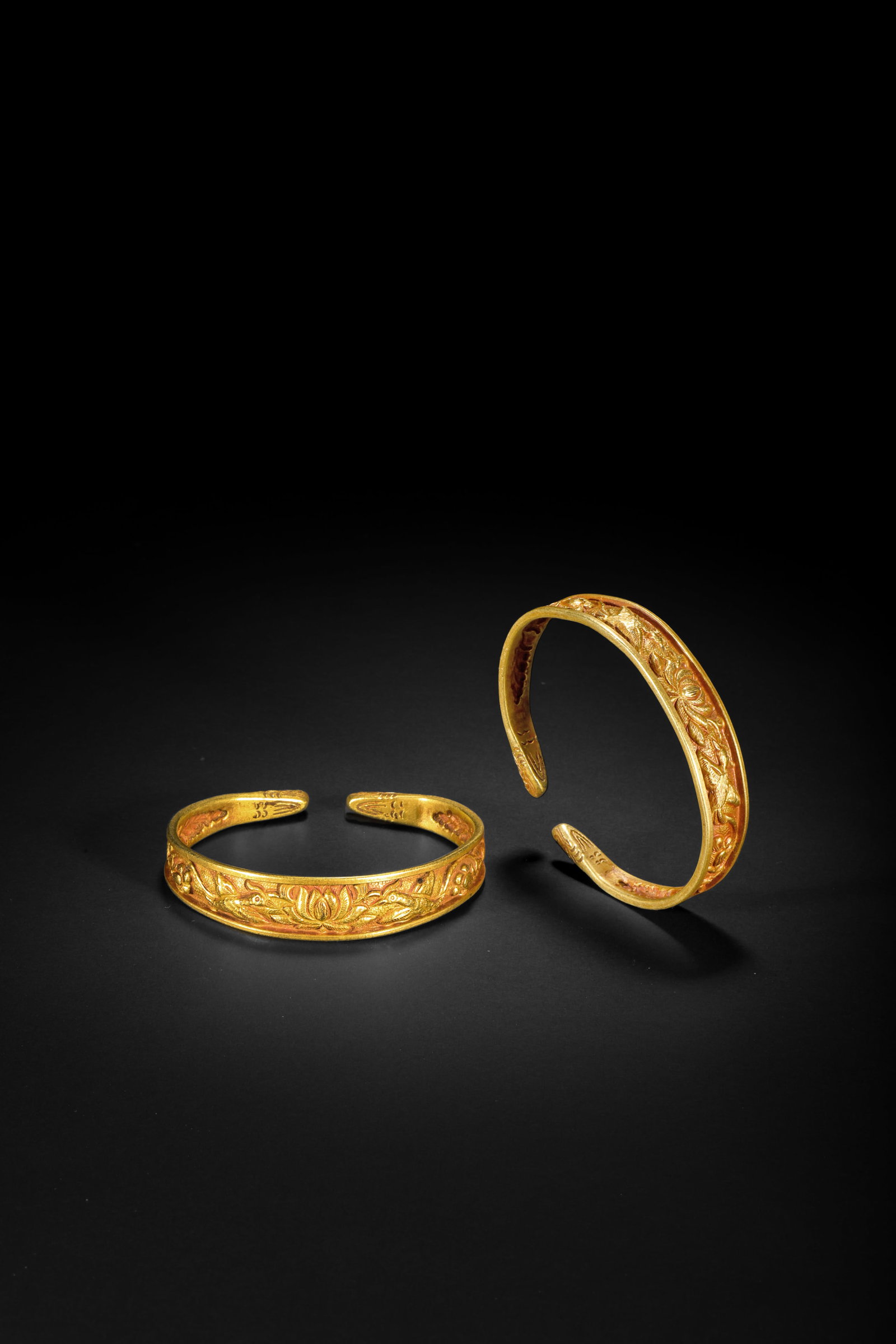 Tang Dynasty Golden Lotus Bracelet (1 of 10)