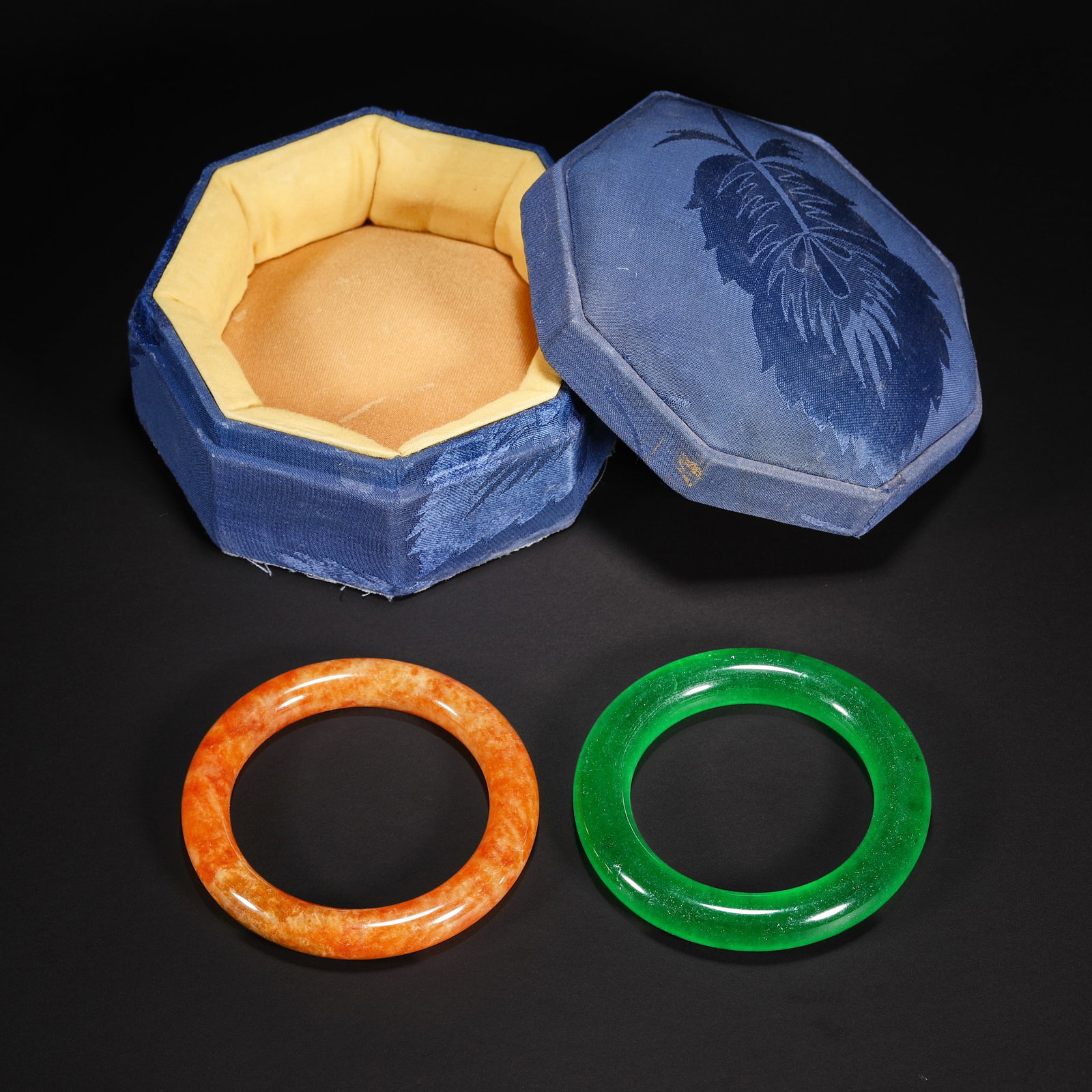 A set of Qing Dynasty jade bracelets (1 of 8)