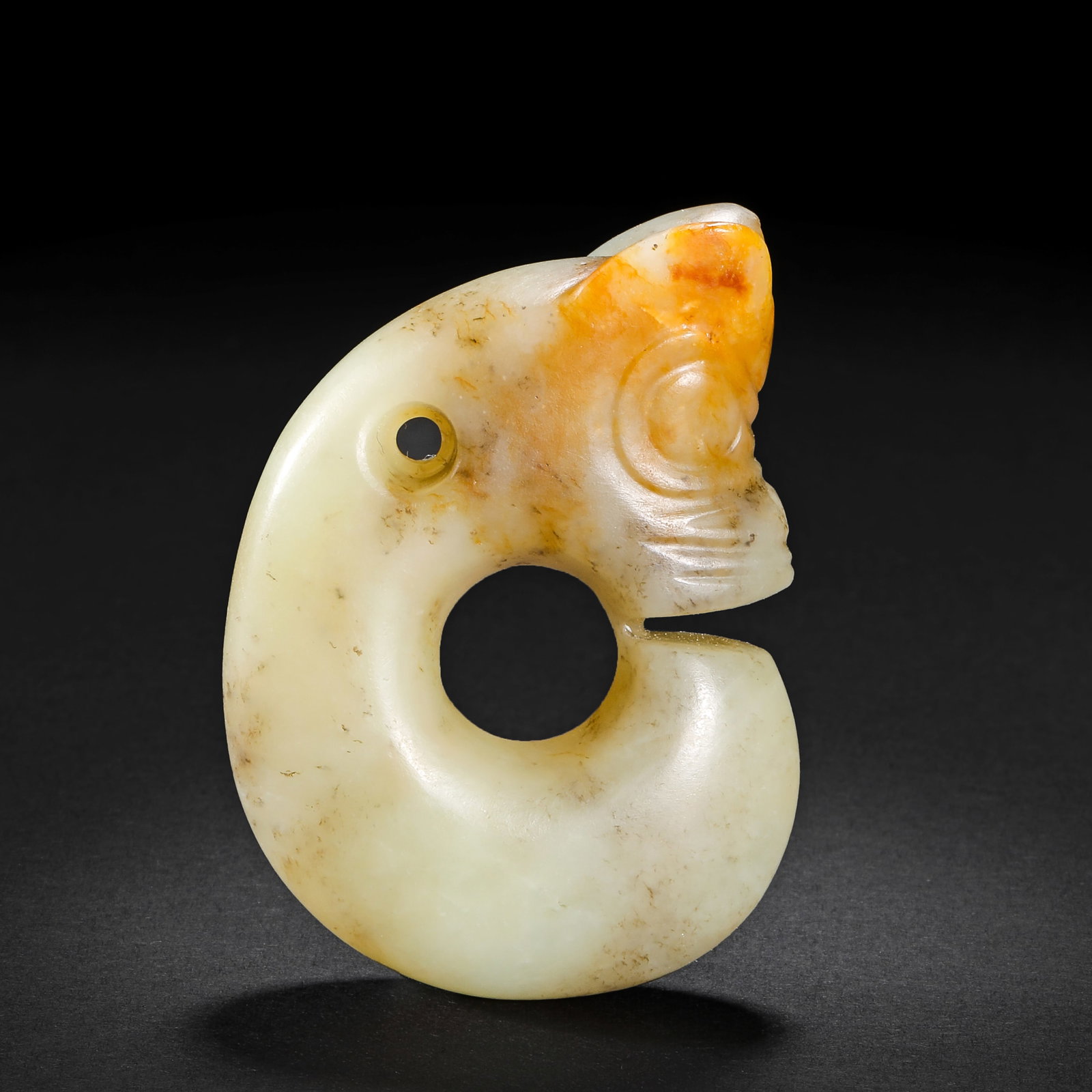 Jade pig dragon before the Ming Dynasty: H5.5cm W4cm Weight57g