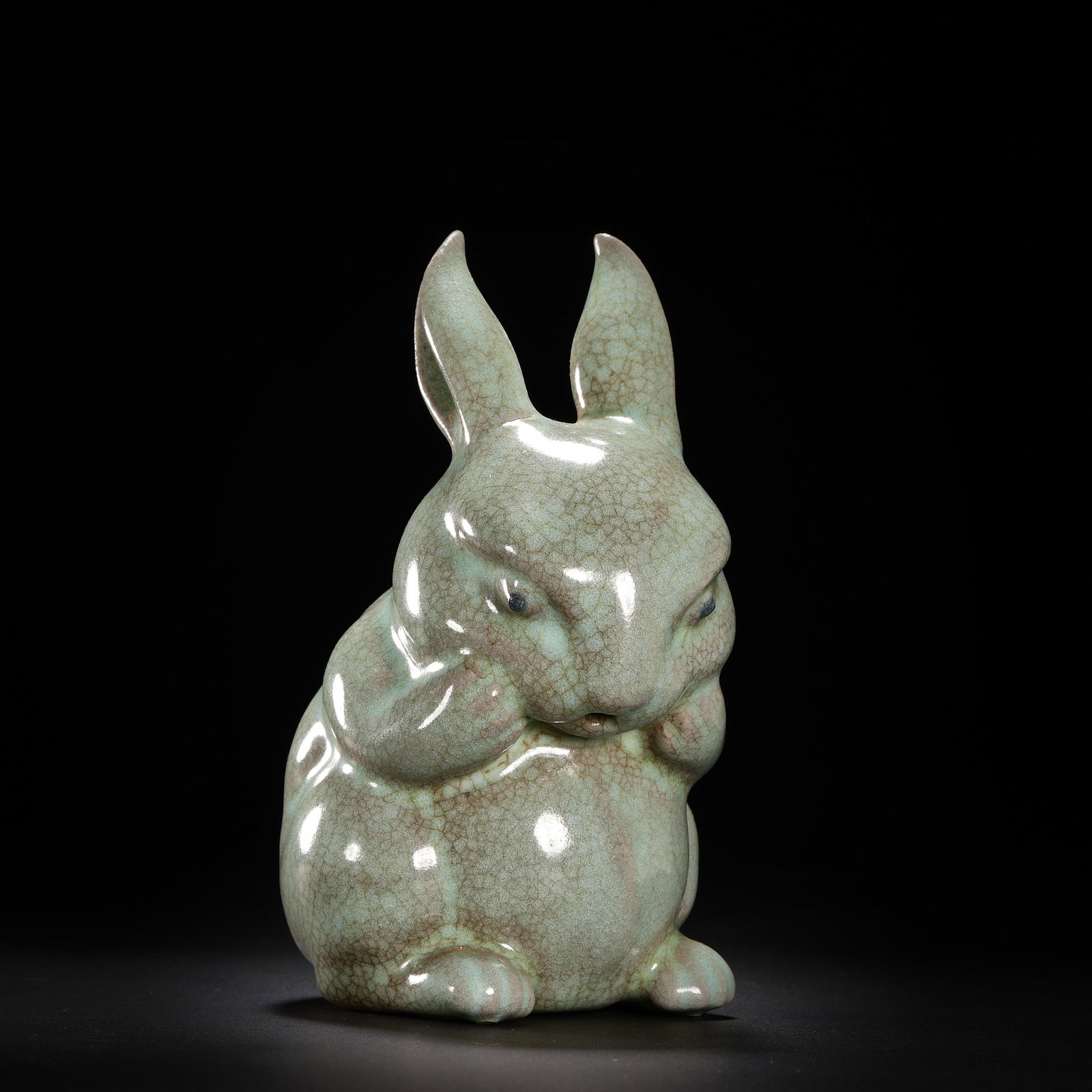 Before the Ming Dynasty official kiln porcelain rabbit: H11.5cm W7.5cm