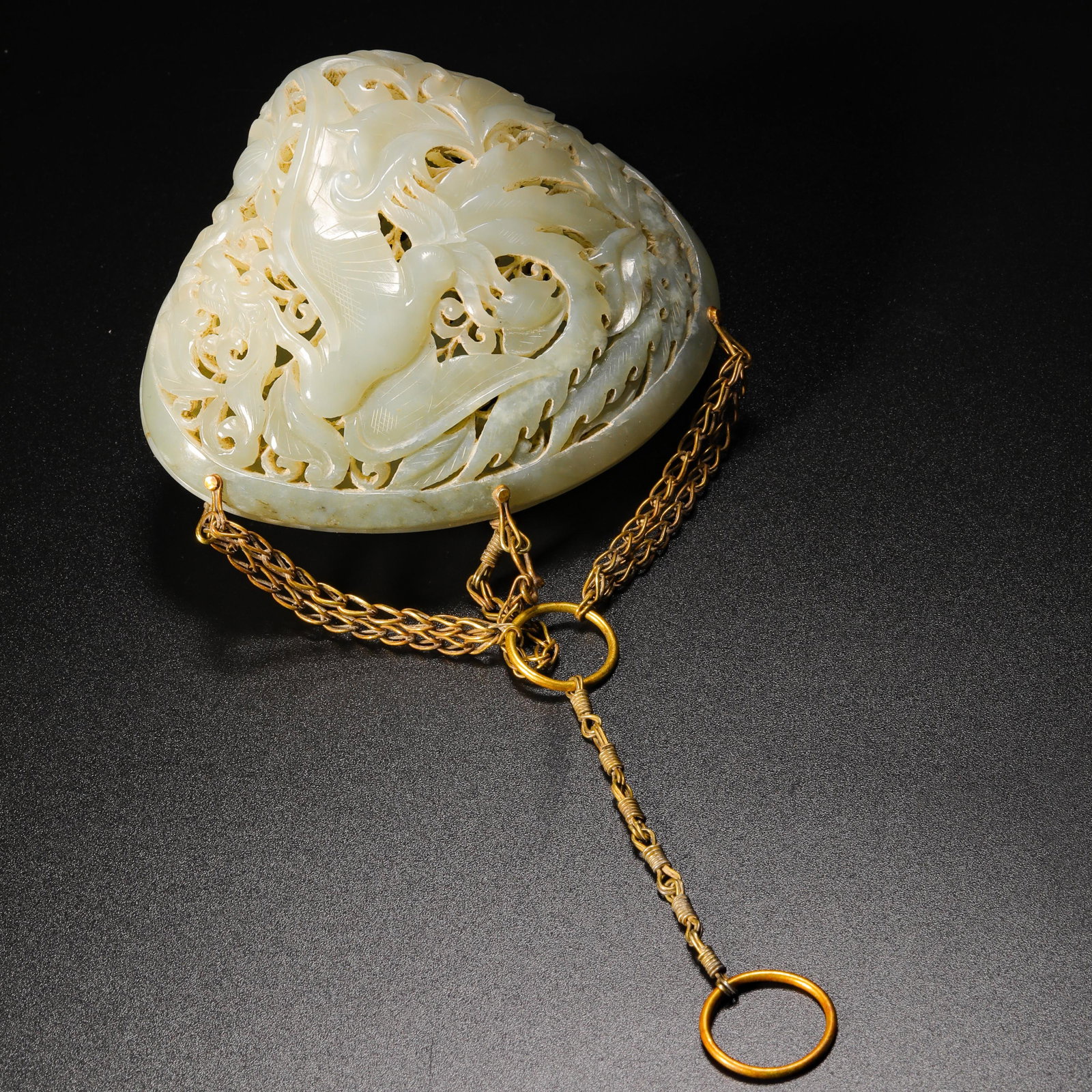 Hetian jade bird pattern before the Ming Dynasty Shell sachet (1 of 10)