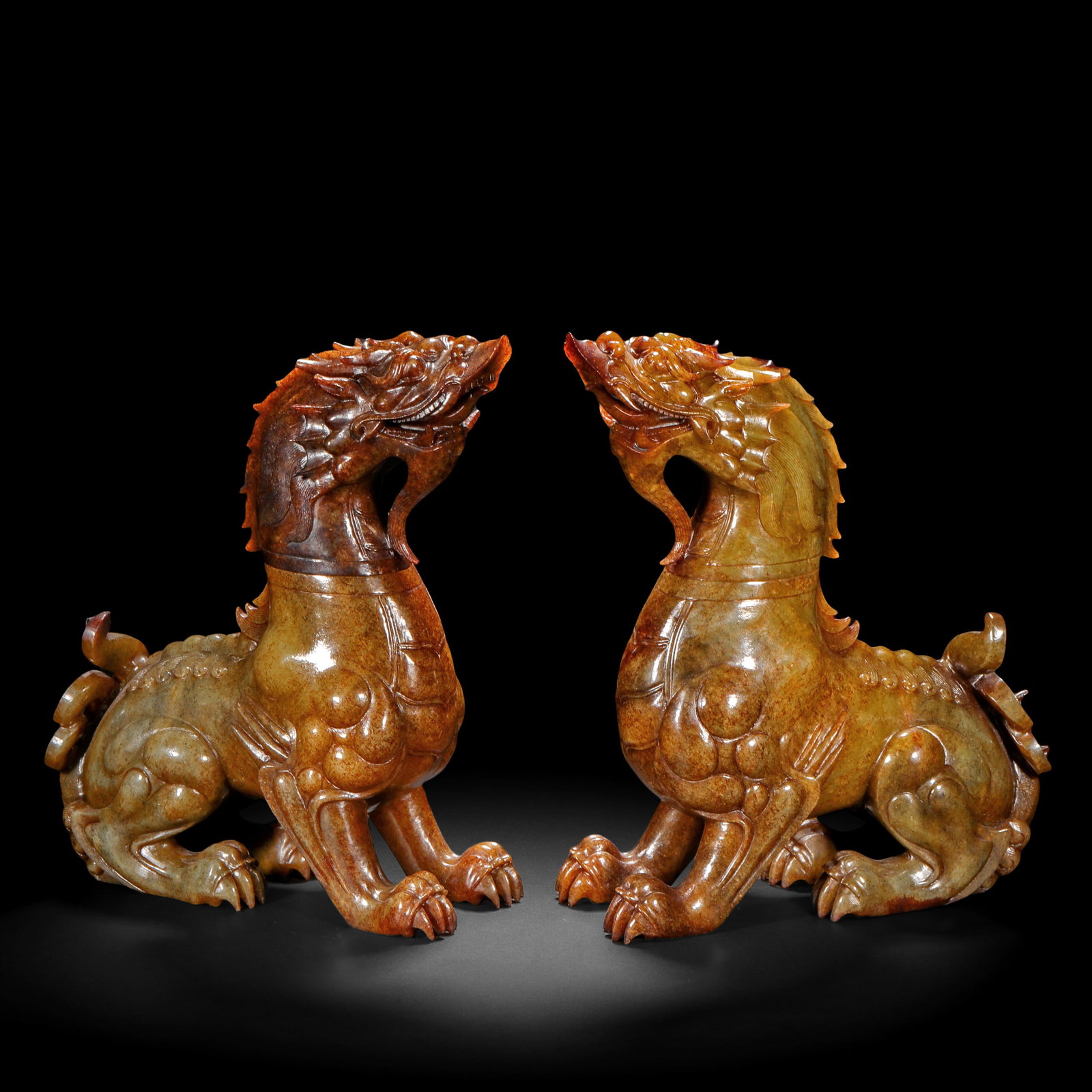 Before the Ming Dynasty, Hetian Jade Kirin Bottle: H25cm W19cm