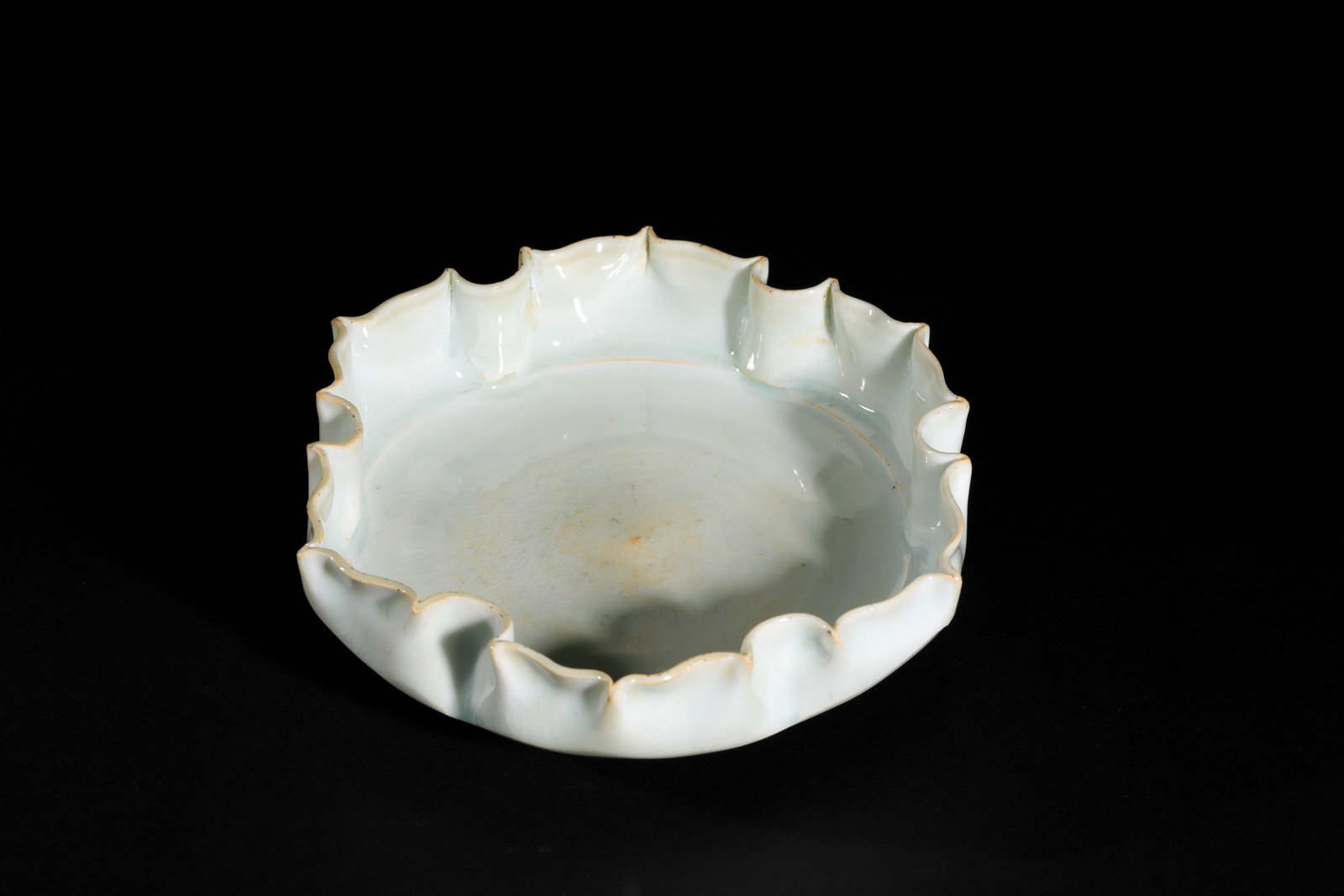 Before the Ming Dynasty Hutian Kiln Kwai Wash: H5cm W16cm
