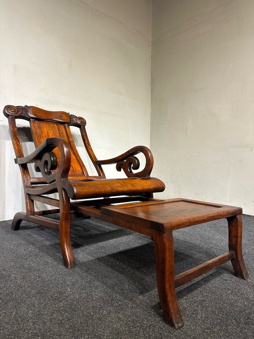 Huanghua pear recliner in Qing Dynasty (1 of 9)