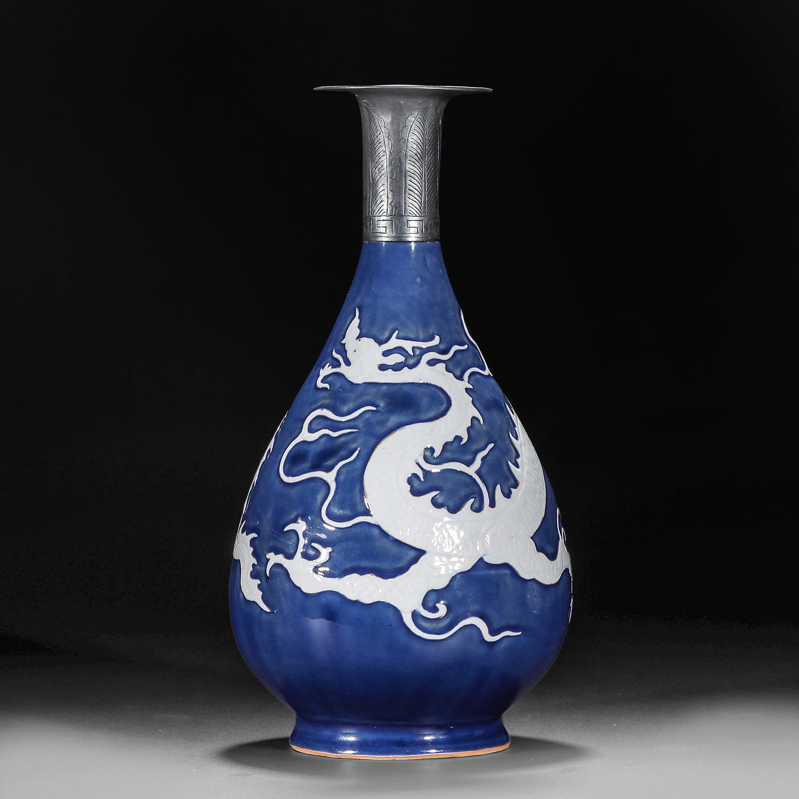 Ming Dynasty Blue-ground Dew White Dragon Pattern Jade Huchun: H30cm W15cm