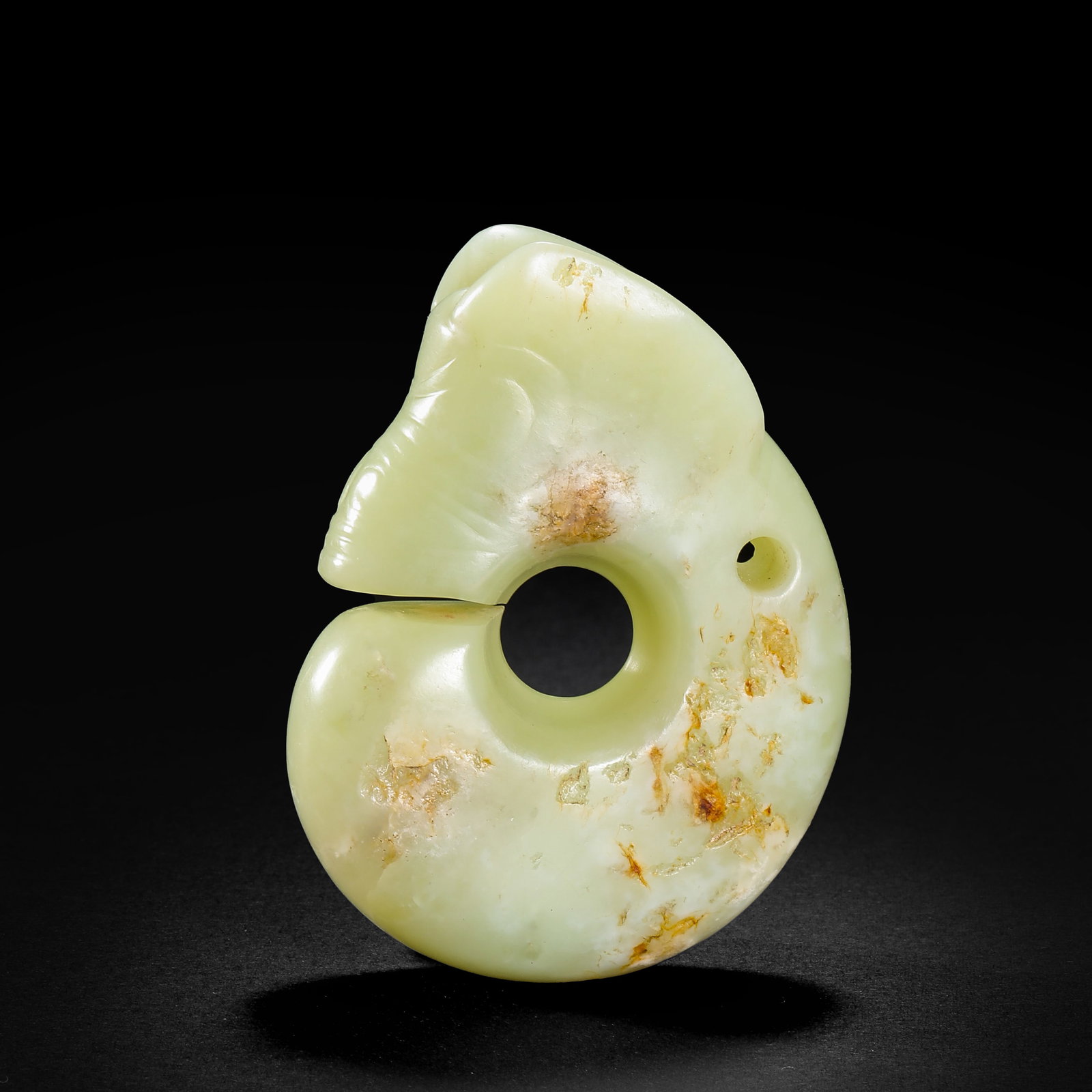 Jade pig dragon before the Ming Dynasty: Hcm Wcm Weightg