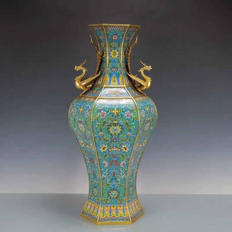 Qing Dynasty Cloisonne Phoenix Ear Hexagonal Bottle: H67 cm W33 cm Wight160000 g