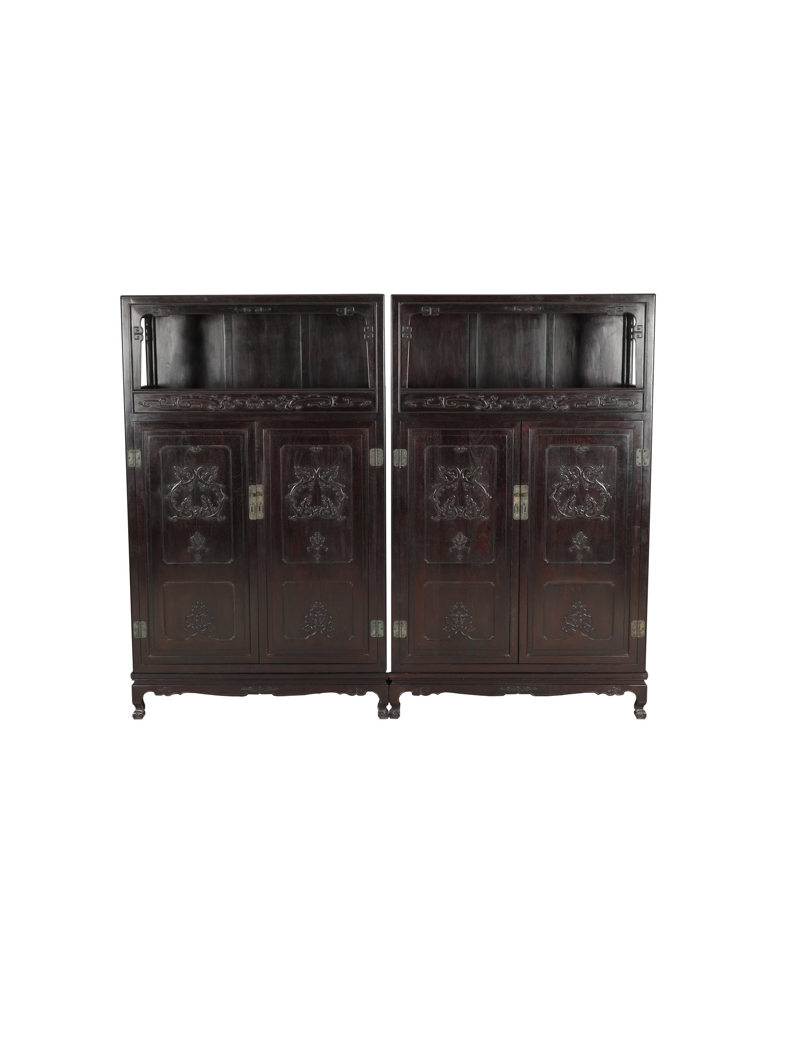 Qing Dynasty Red Sandalwood Wanli Cabinet: L115cm W57cm H187cm