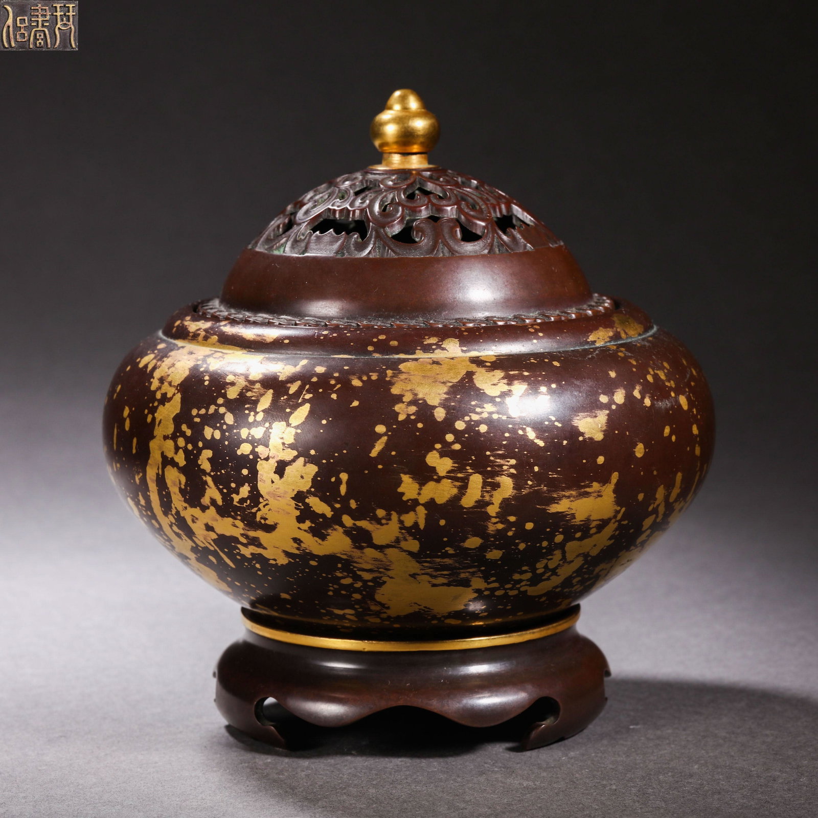 Ming Dynasty bronze animal head aromatherapy furnace: H15cm W13cm Wight2372g