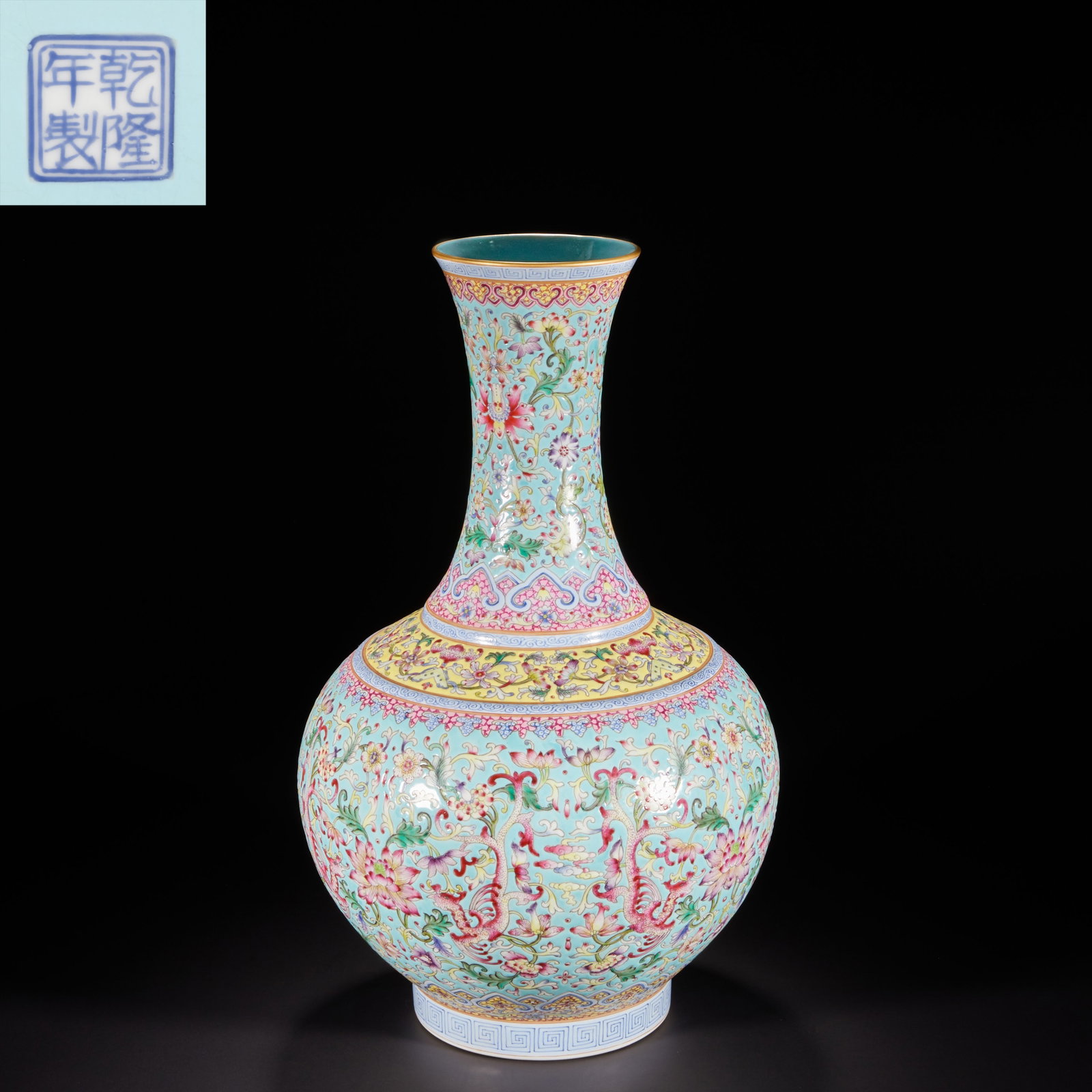 Qing Dynasty, enamel flower pattern long neck bottle: H:40cm W:23cm