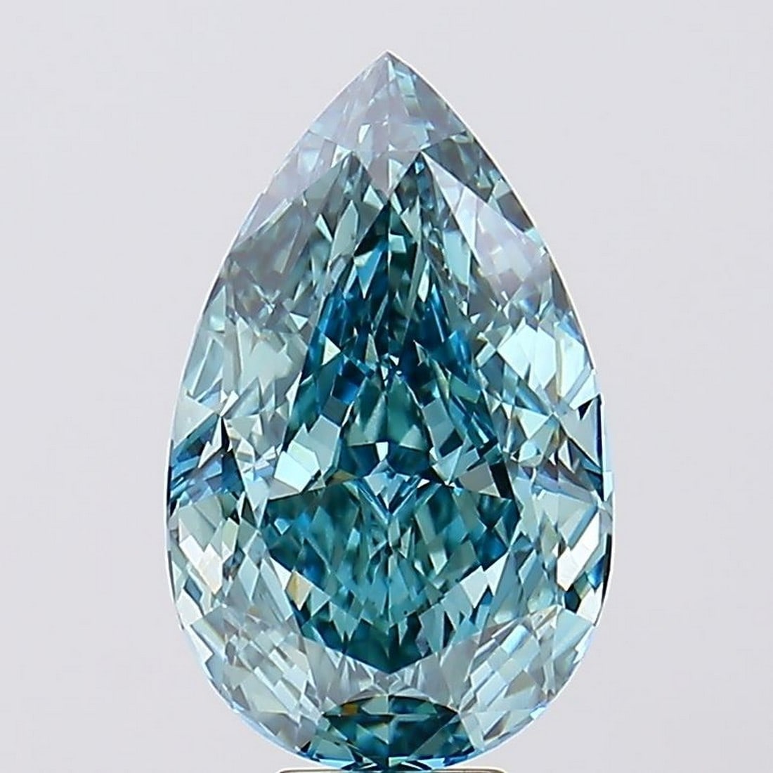 10.17 ct, Fancy Vivid Green Blue/VS1, Pear cut IGI Graded Diamond (1 of 2)