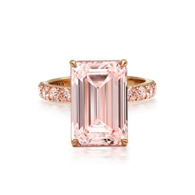 18kt Rose Gold 10.01ct. Emerald, Round cut Diamond Ring