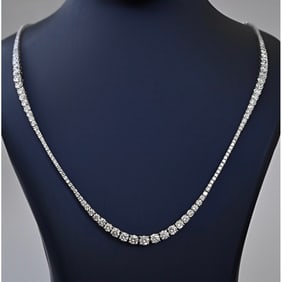 18kt White Gold 15.47ct. Round cut Diamond Necklace